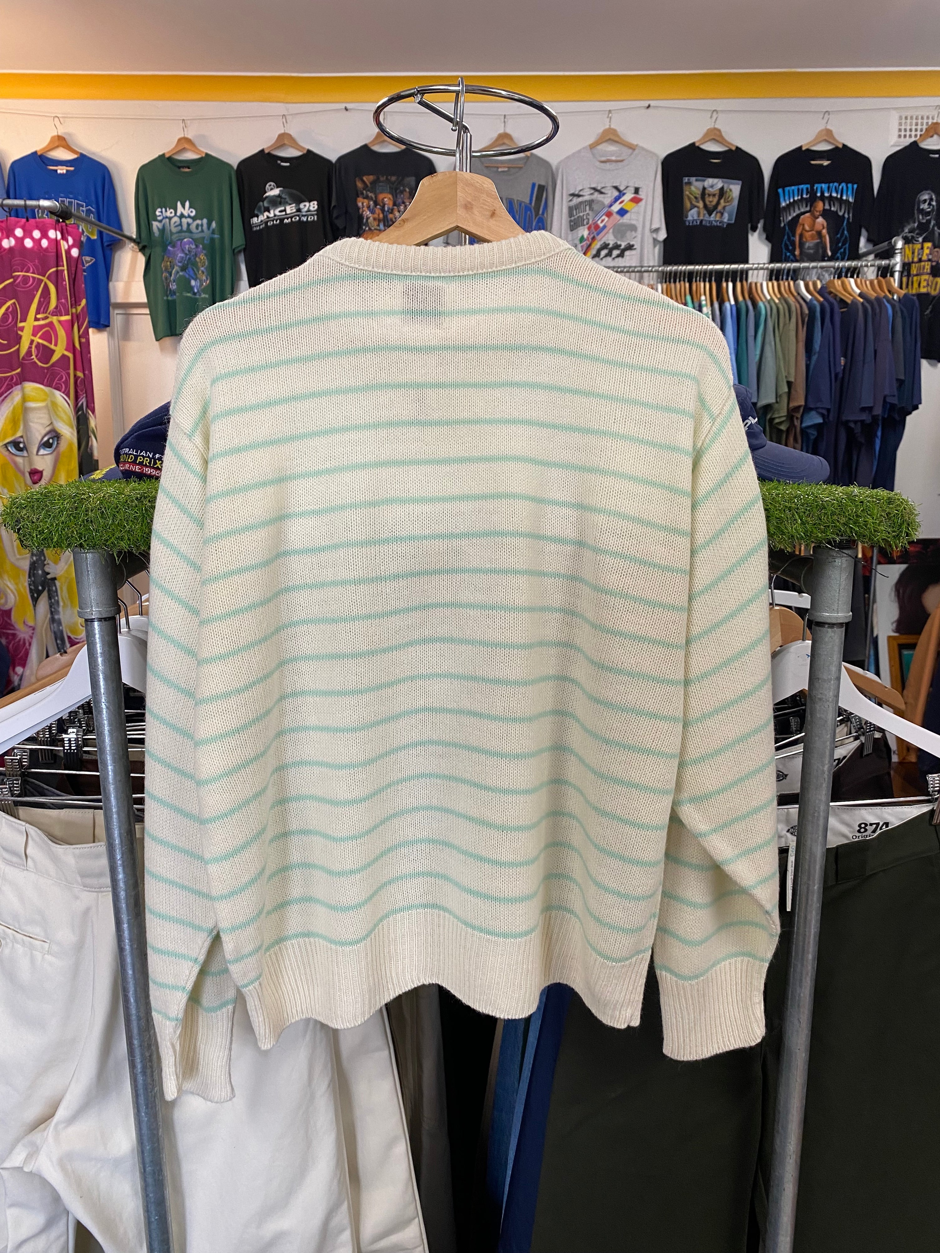[L] Vintage Picket And post Cream And Green Knit