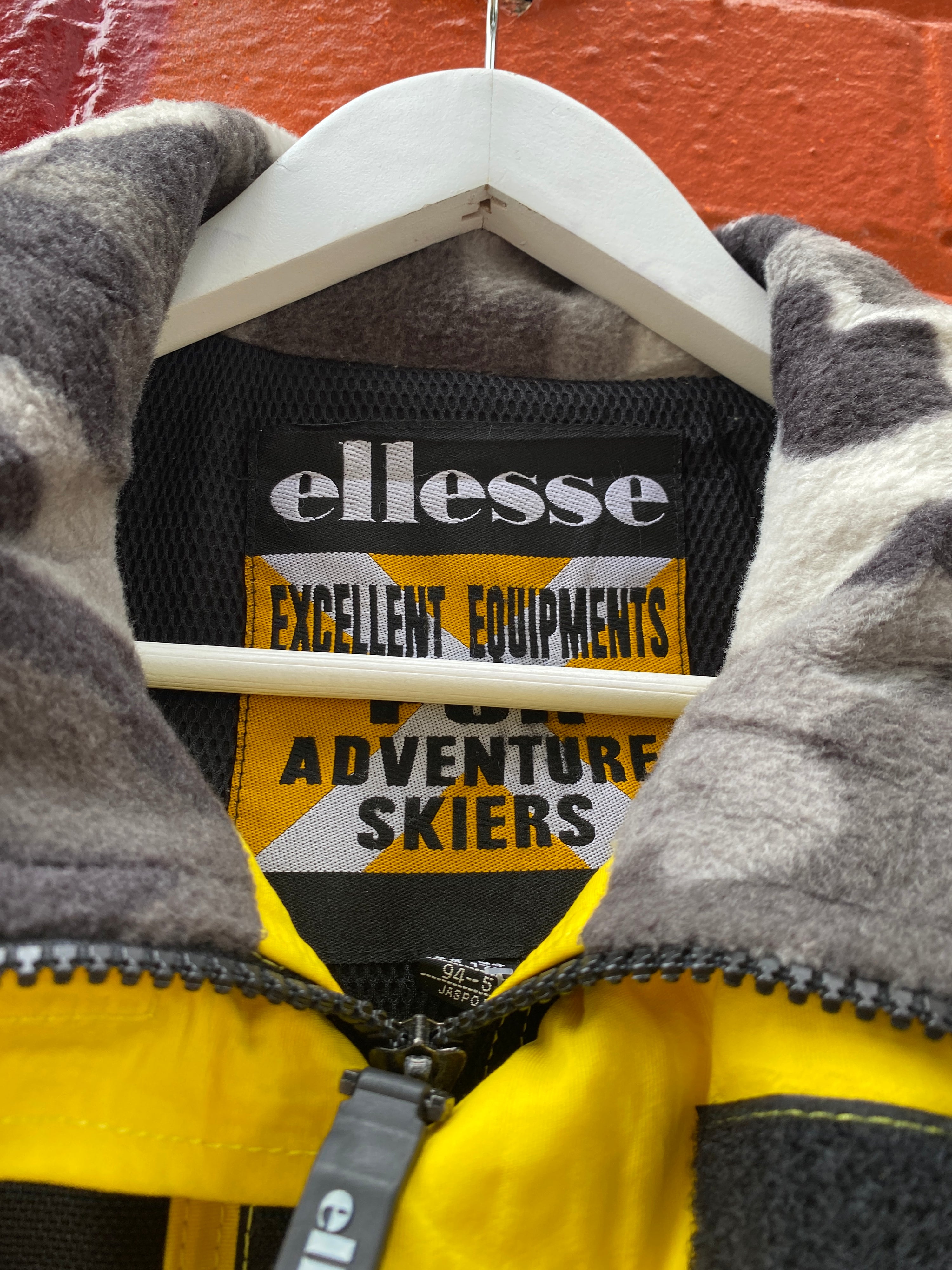 L - Ellesse Bright Yellow Snow Jacket