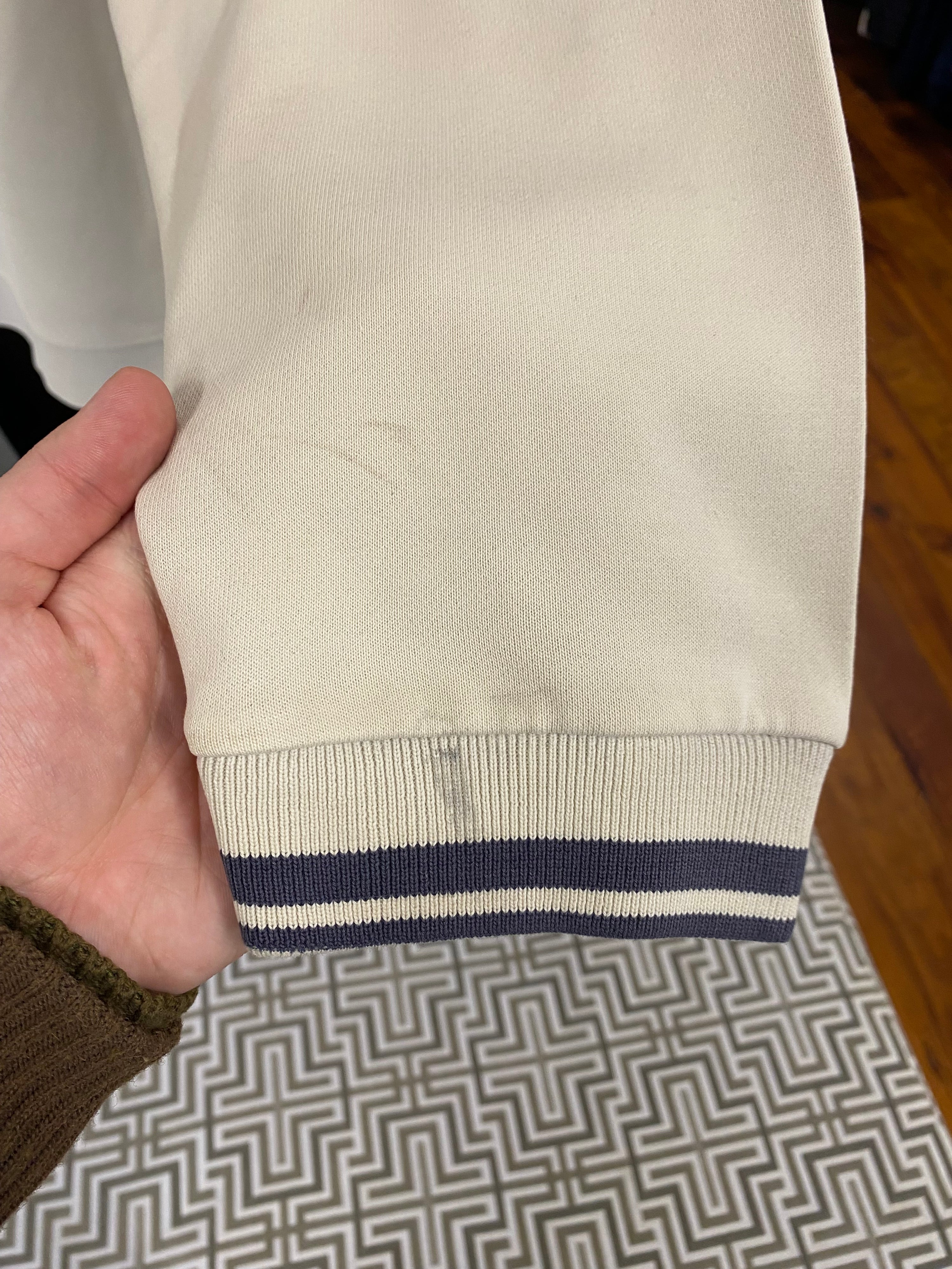 [M] Nike Spellout Beige Jumper