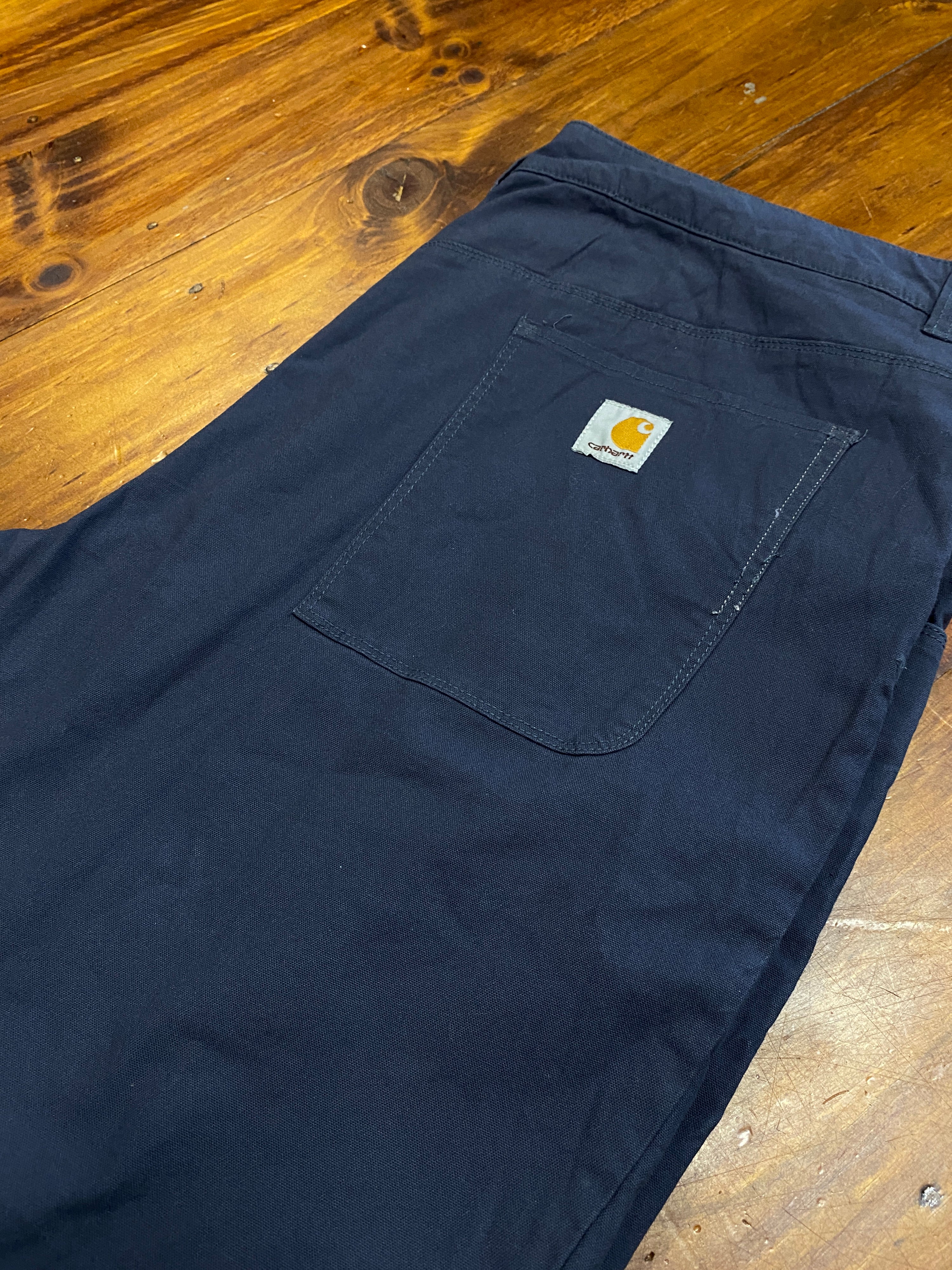 38 - Carhartt Fleece Lined Shorts Grey/Blue DS153