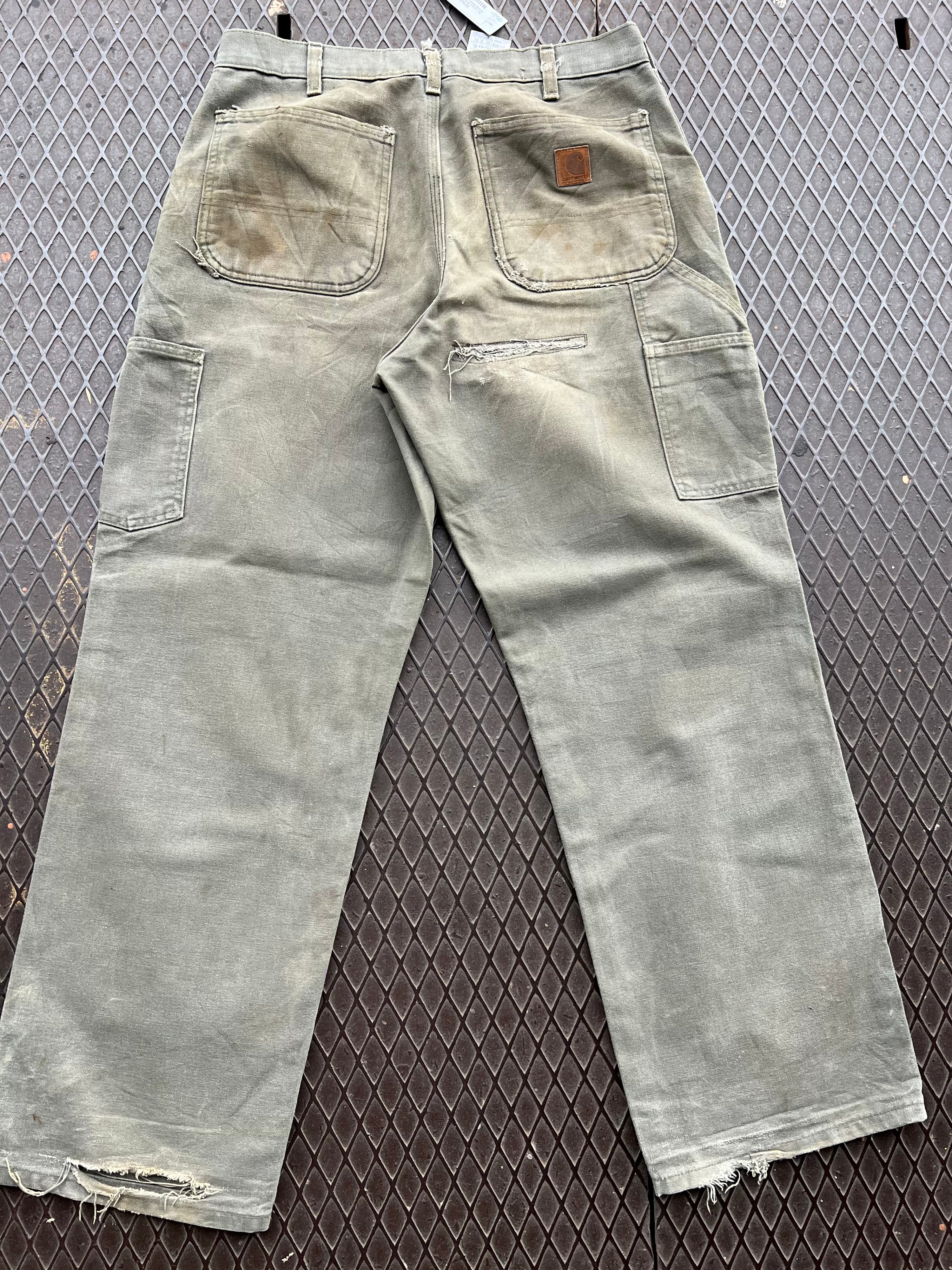 32 - Carhartt Faded Green Carpenter Pants P117