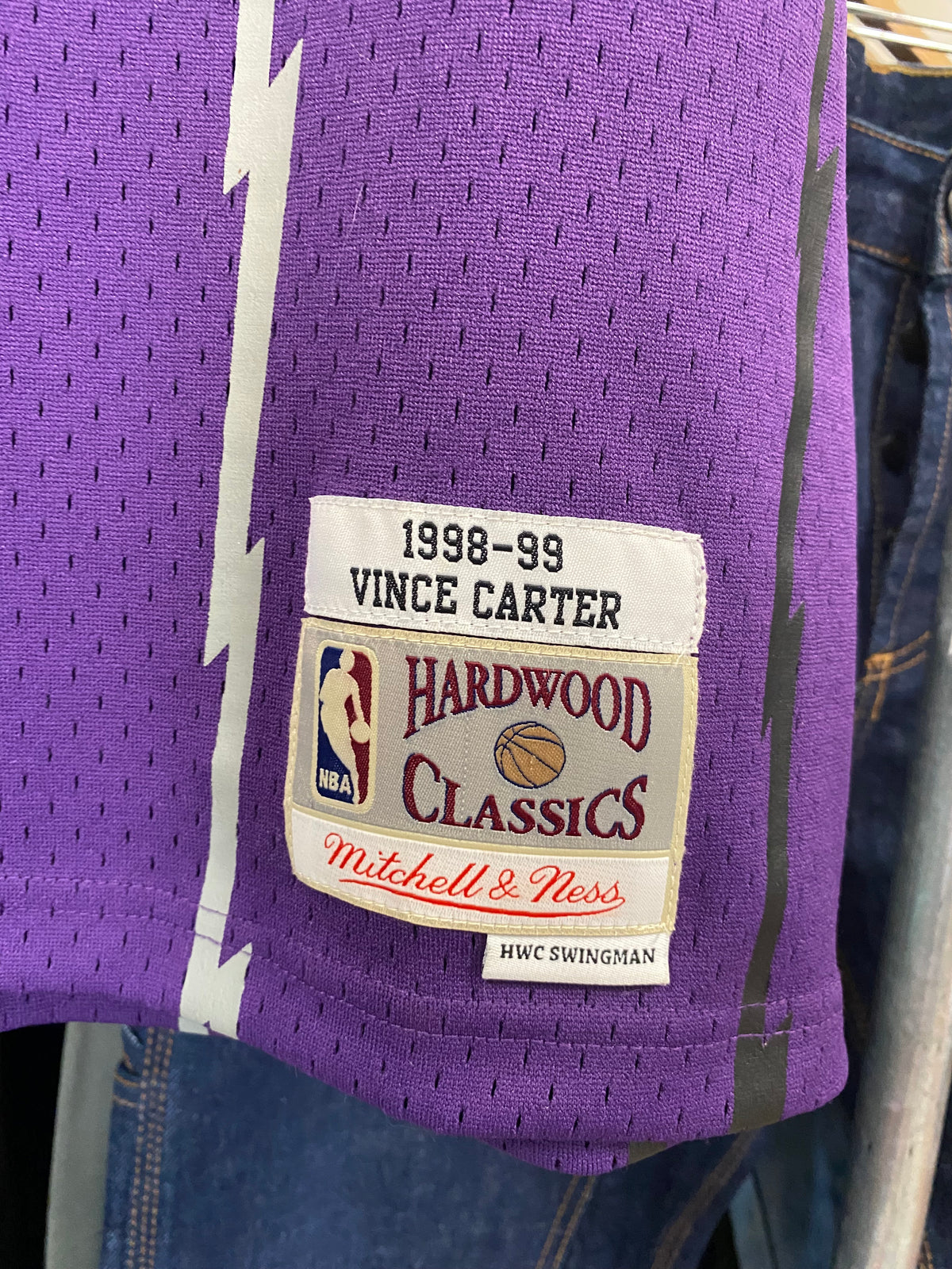 [M] Mitchell And Ness #15 Carter Raptors Hardwood Classic Jersey