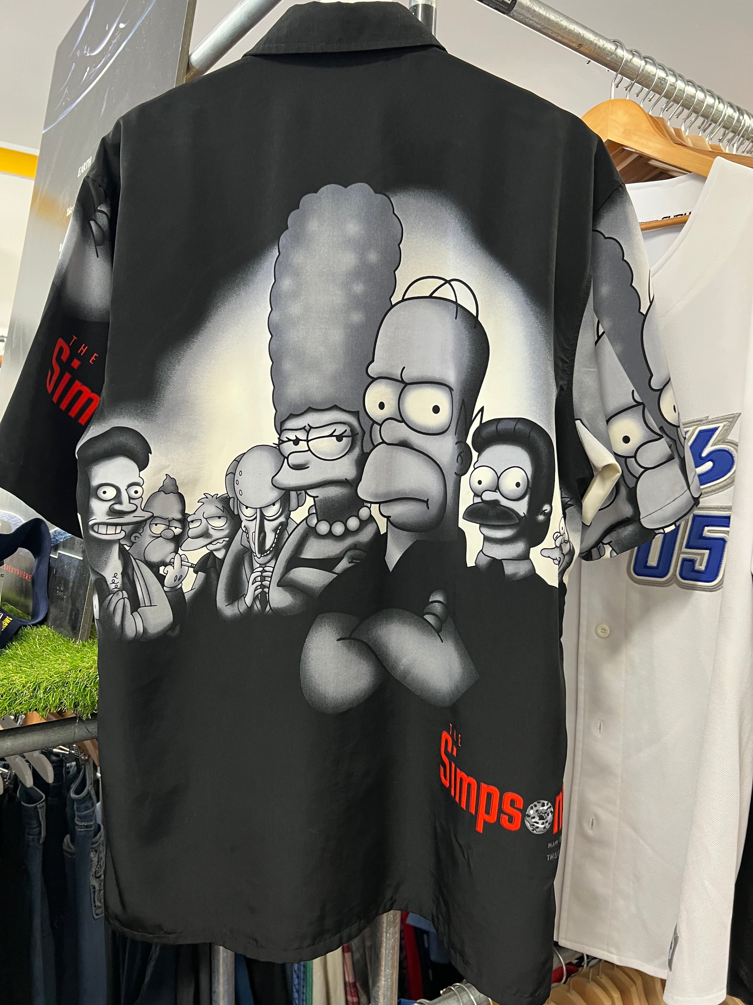 [M] 2001 The Simpsons x Sopranos Button Up