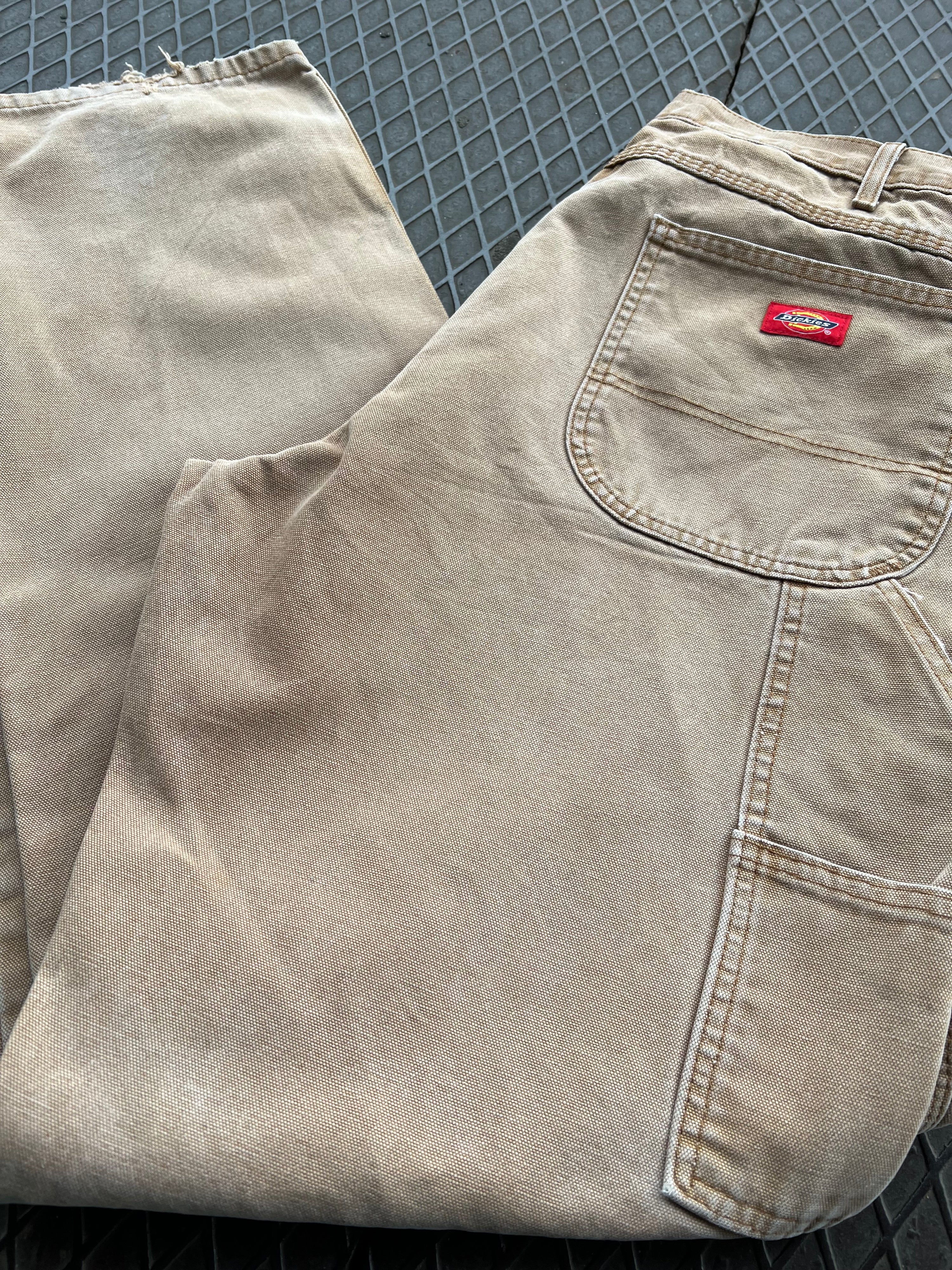 36 - Dickies Brown Carpenter Pants P109