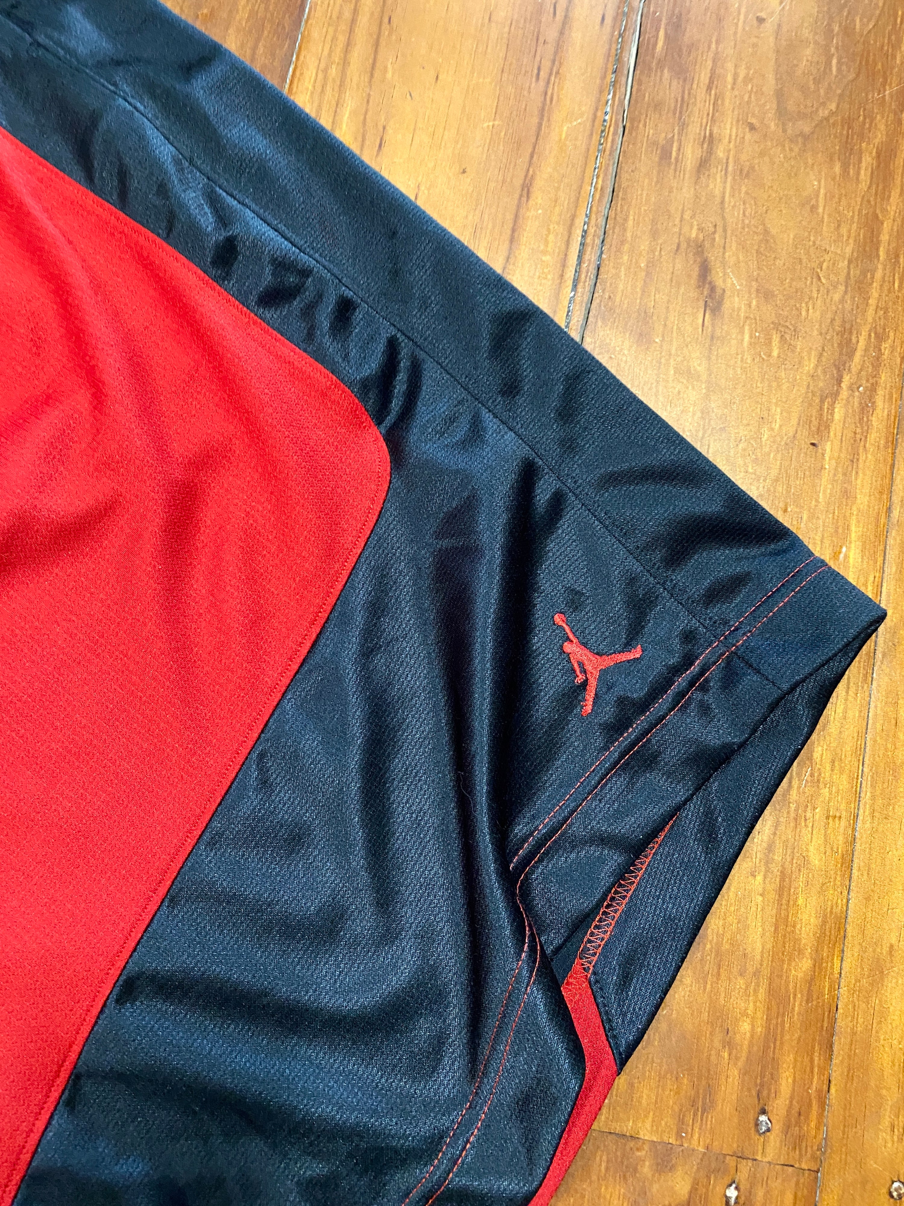 2XL - Air Jordan Black/Red Basketball Shorts