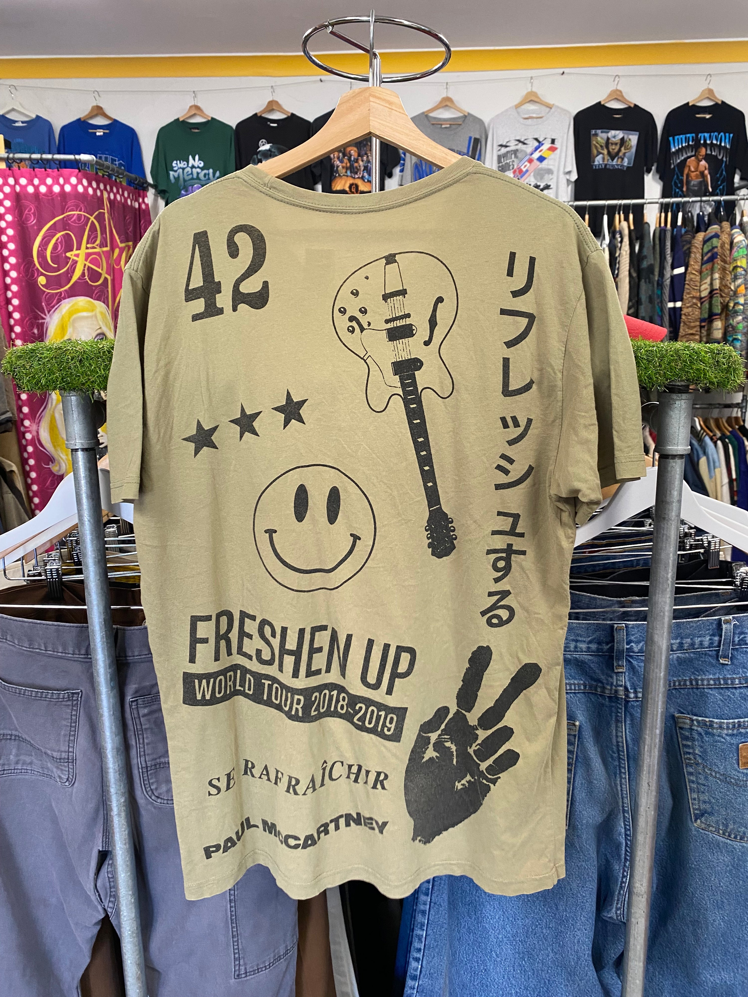 [L] 2018/19 Paul McCartney Freshen Up World Tour AOP