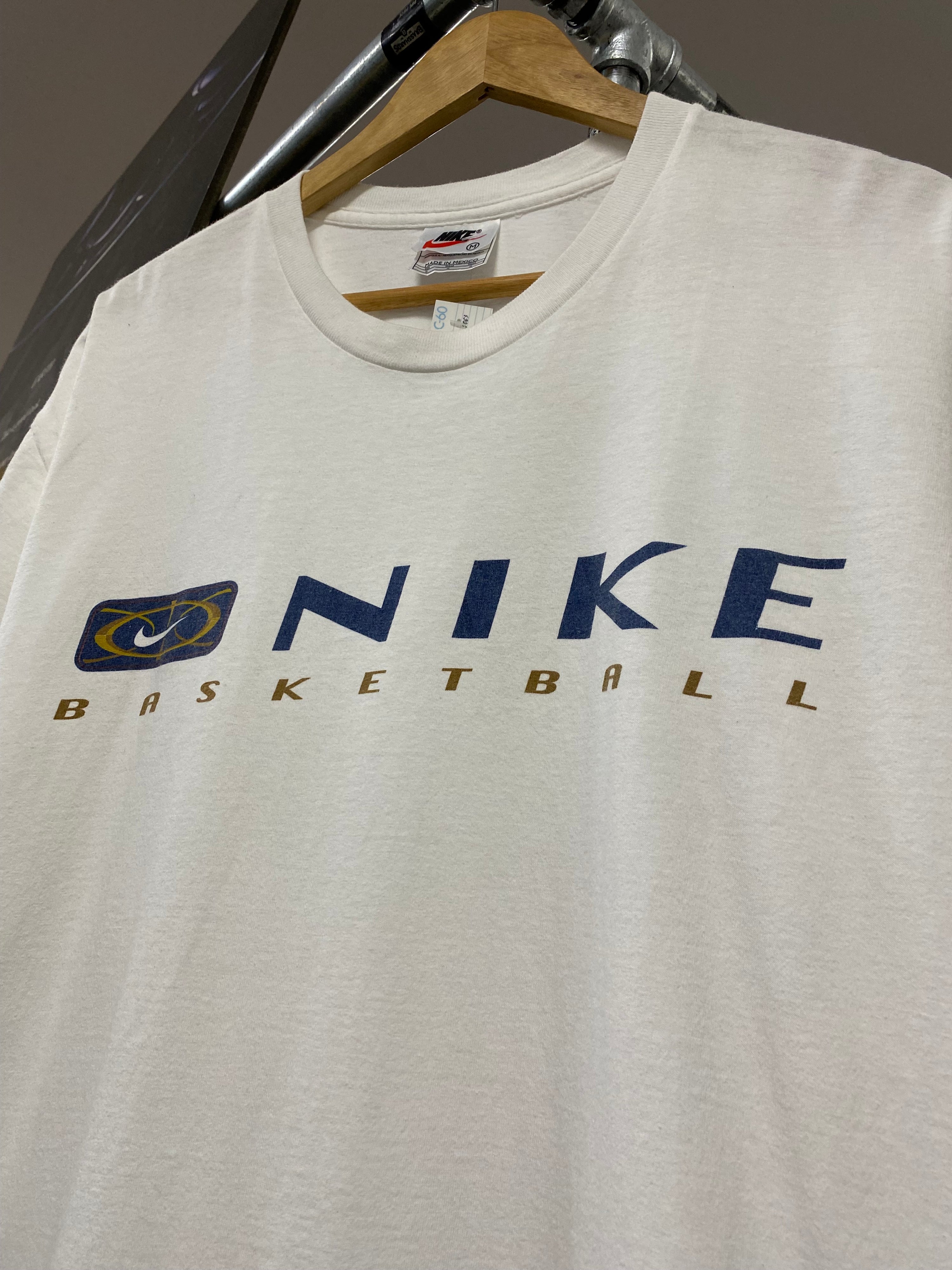 M - Vintage Nike Basketball Blue/Gold Spellout White Tee