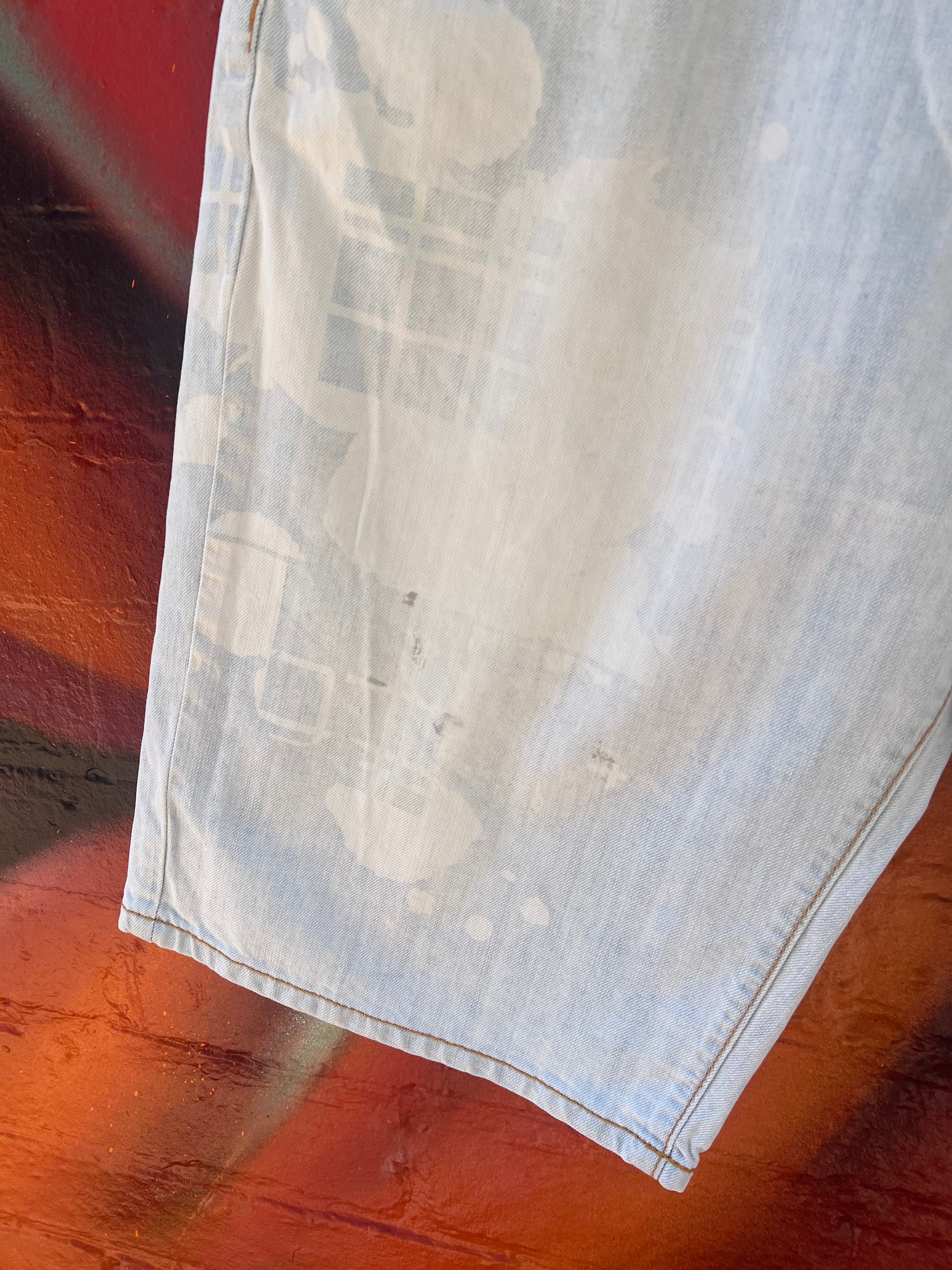 36 - Phat Farm LB Denim Shorts White Splatter Design