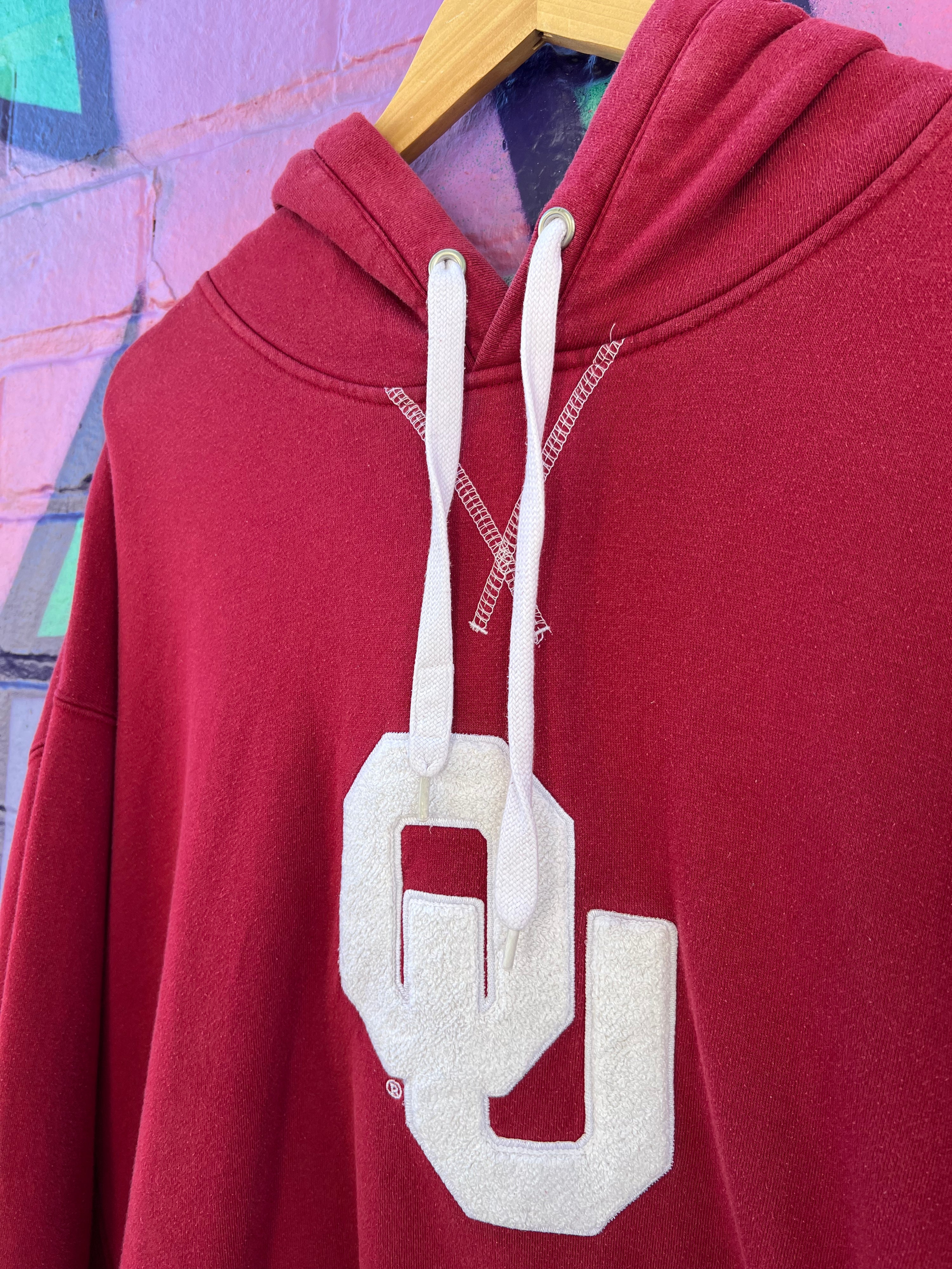 2XL - Oaklahoma University Burgandy Hoodie