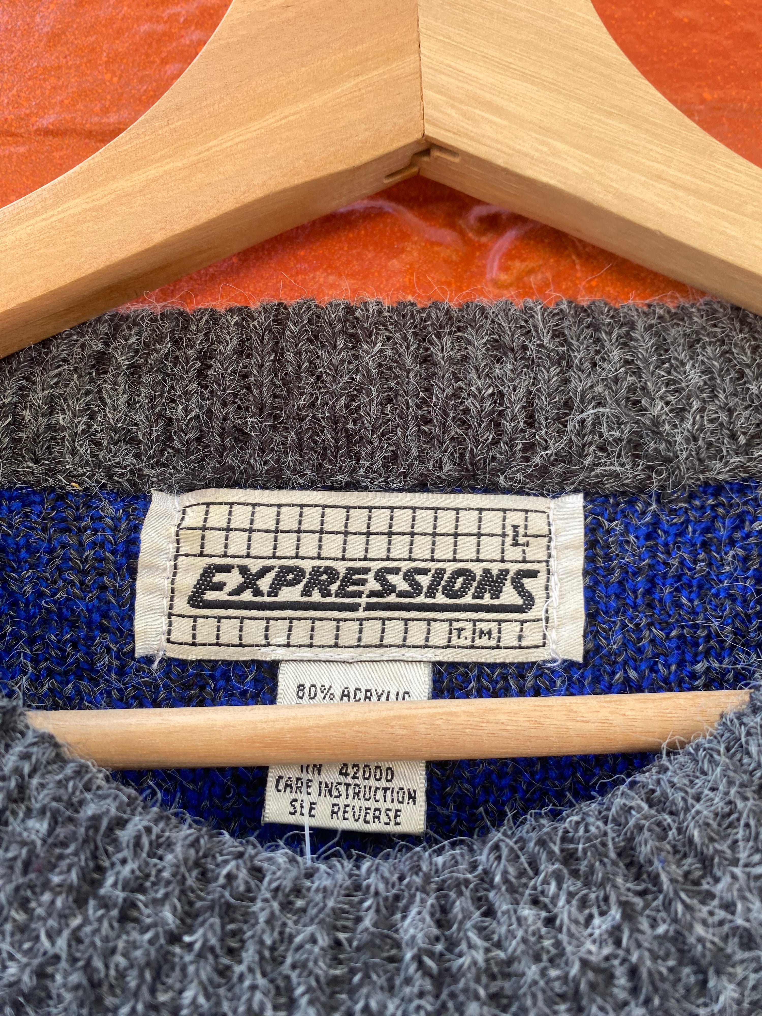 [L] Expressions Grey/Blue Knit Sweater