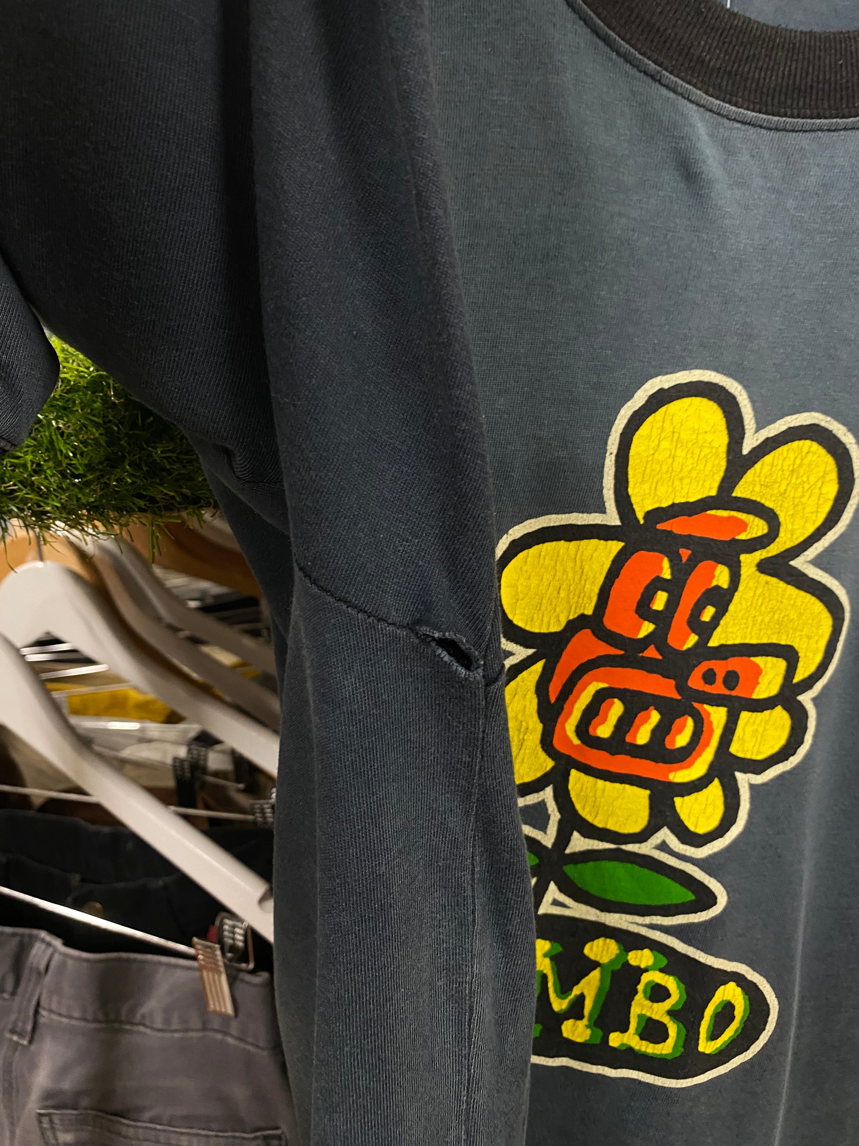 [L] 1992 Mambo Flowerpot Long Sleeve Double Sided Distressed Tshirt