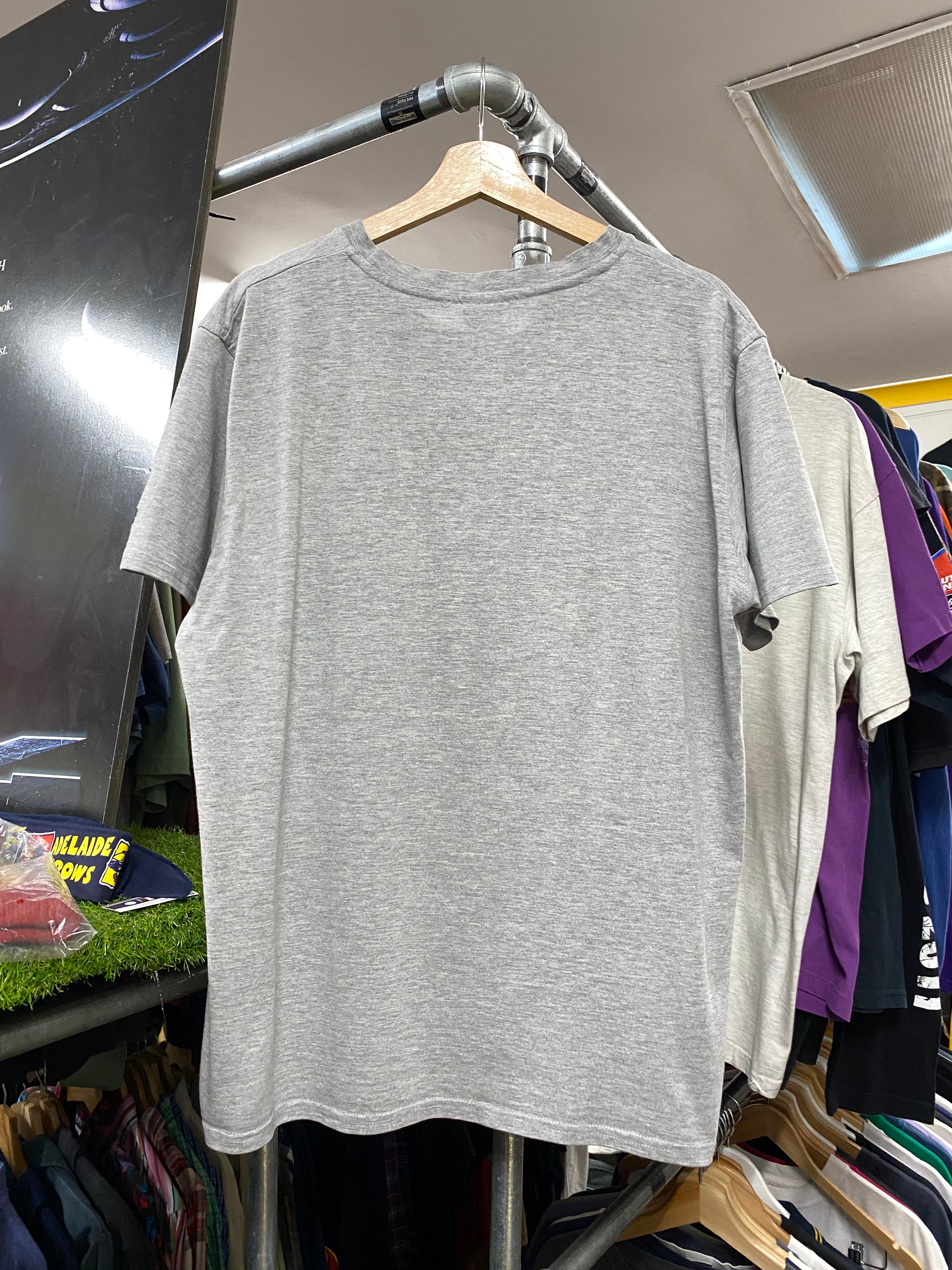 [M] New Balance Athletic Shoe Co Grey Tee