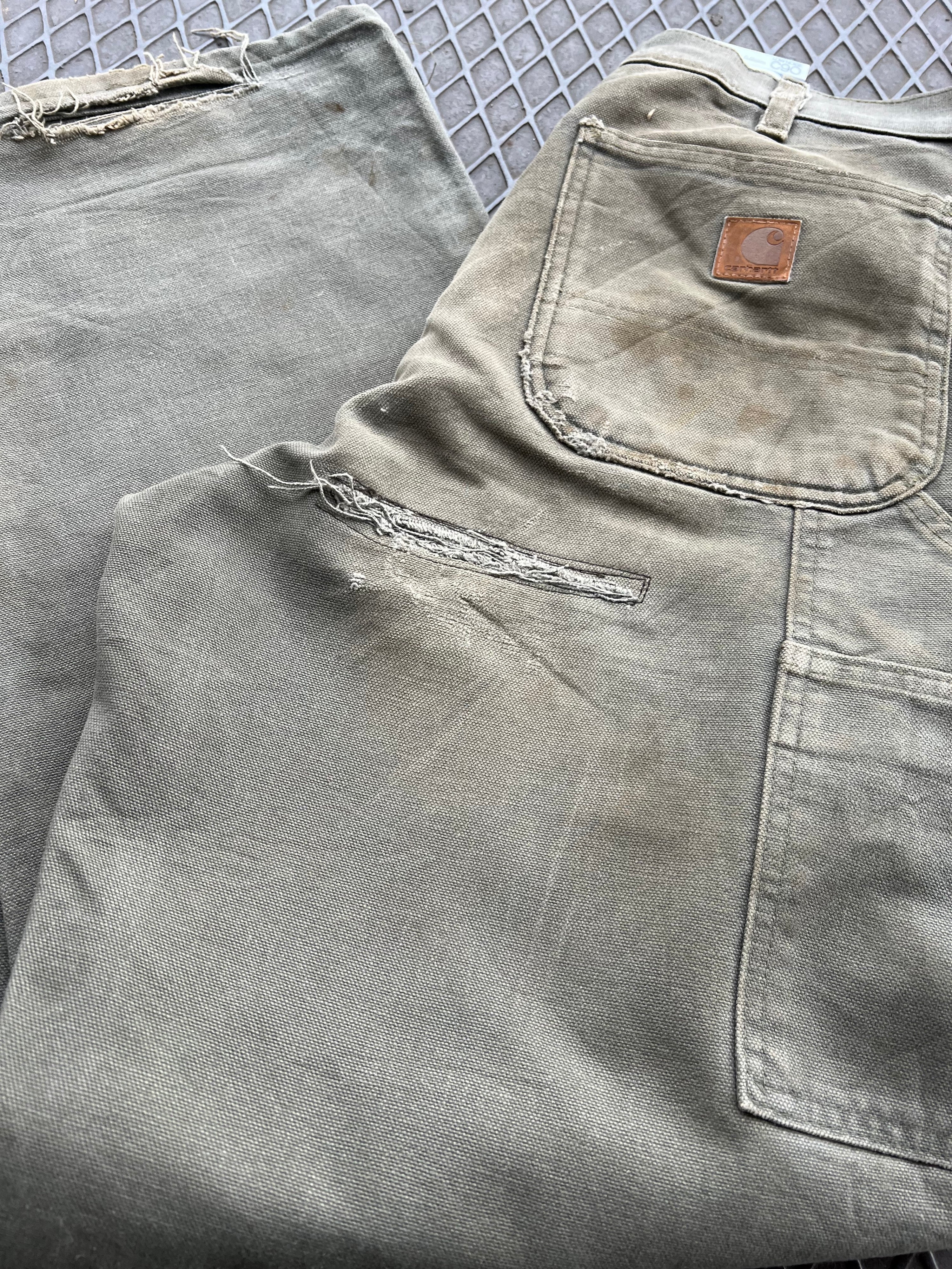 32 - Carhartt Faded Green Carpenter Pants P117