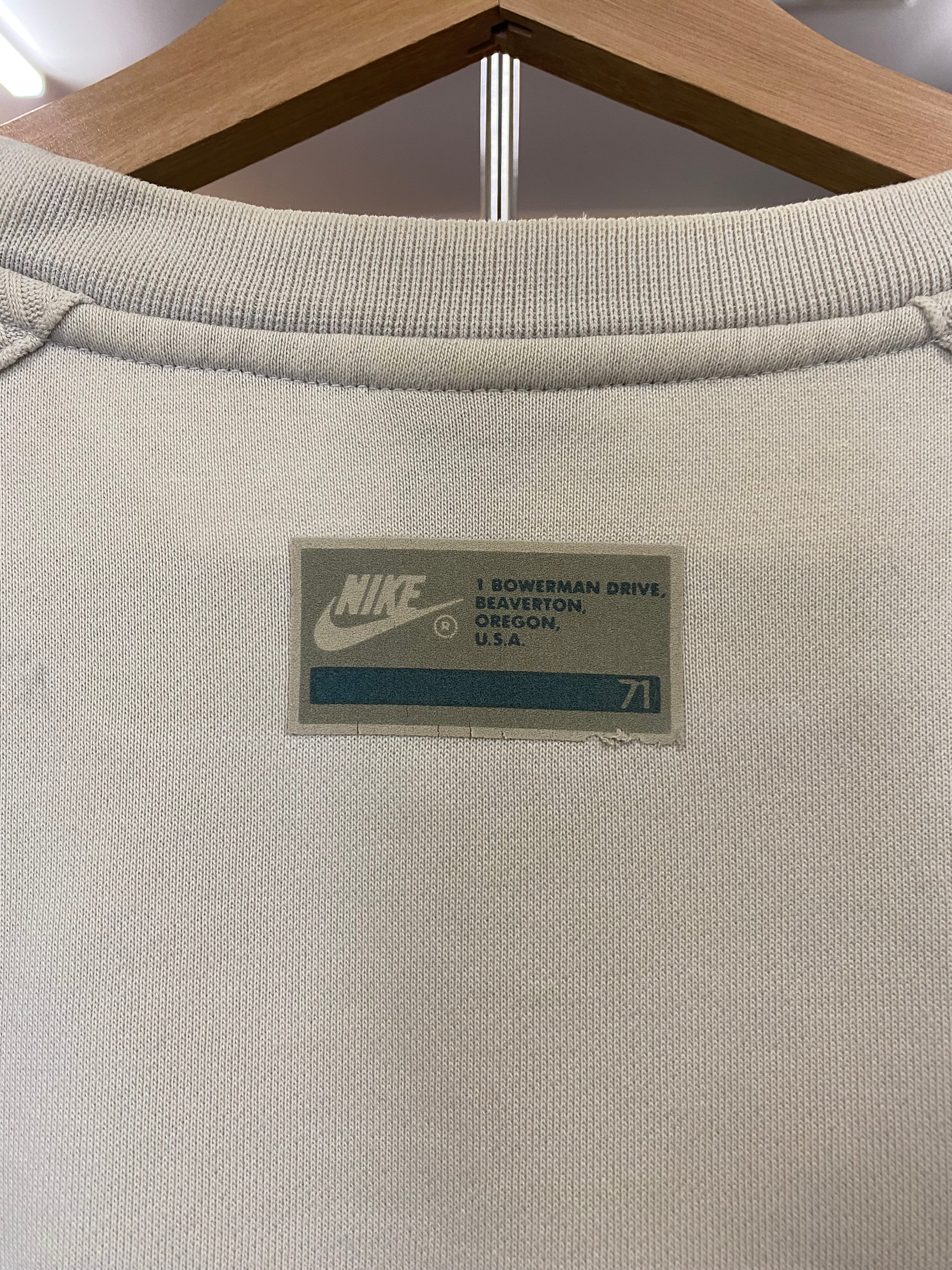 [M] Nike Spellout Beige Jumper