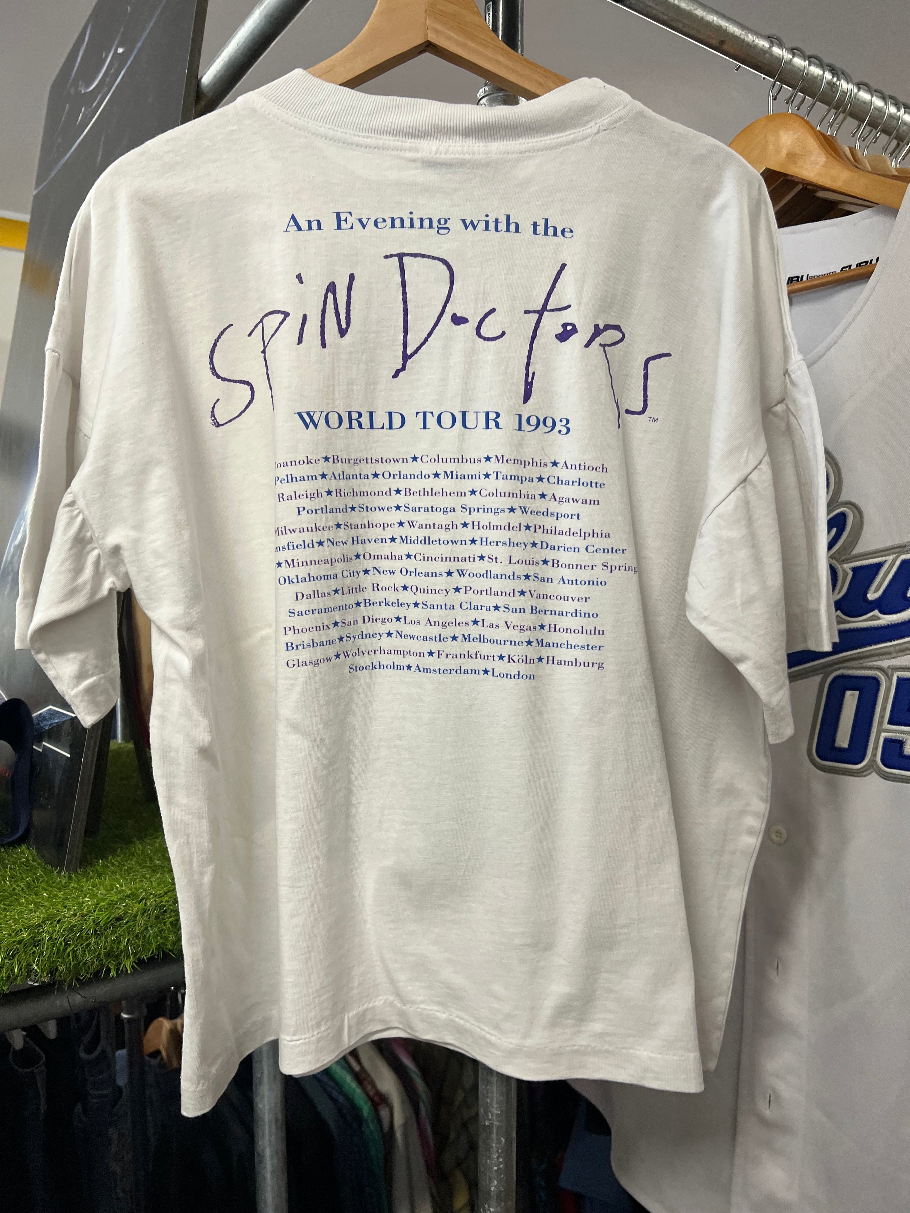 [L] 1993 Spin Doctors World Tour White DS