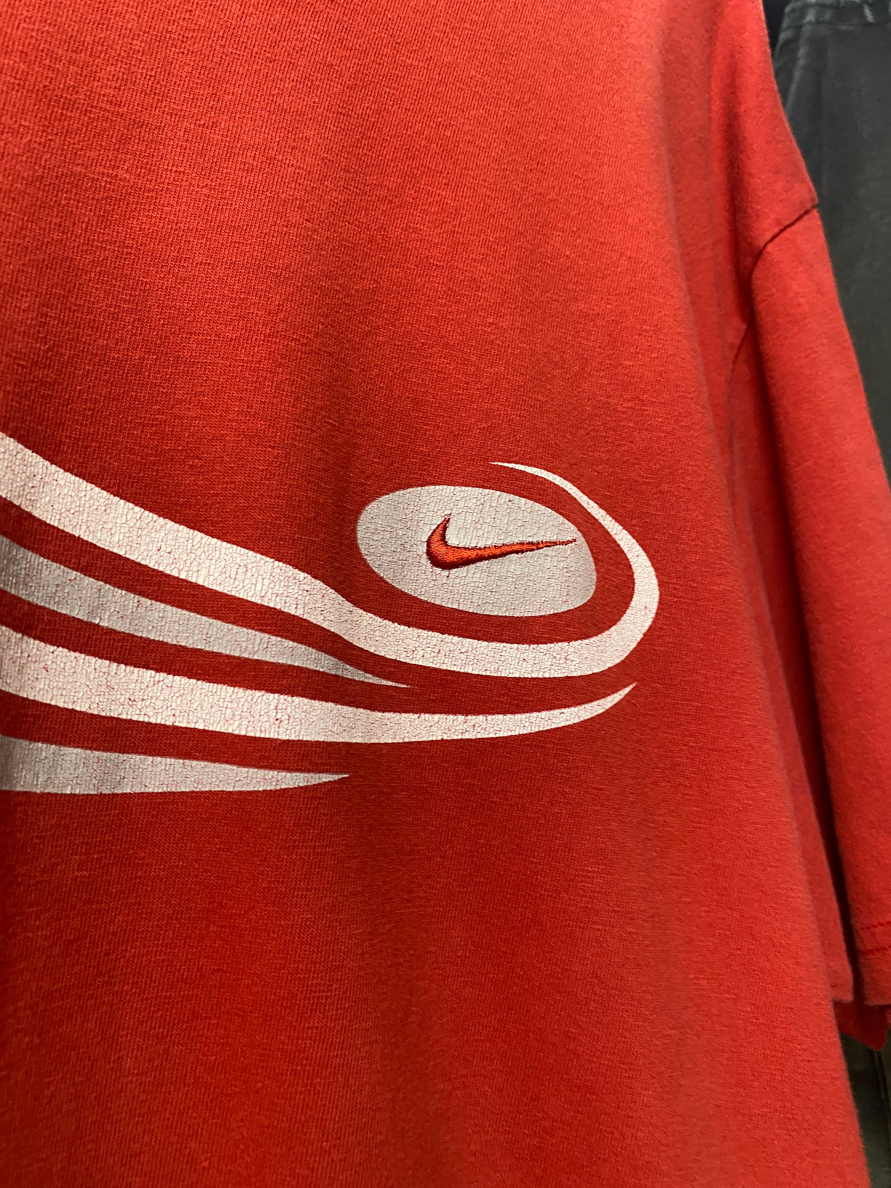 XL - 2000s Nike Wave Tee Small Tick Red Tee