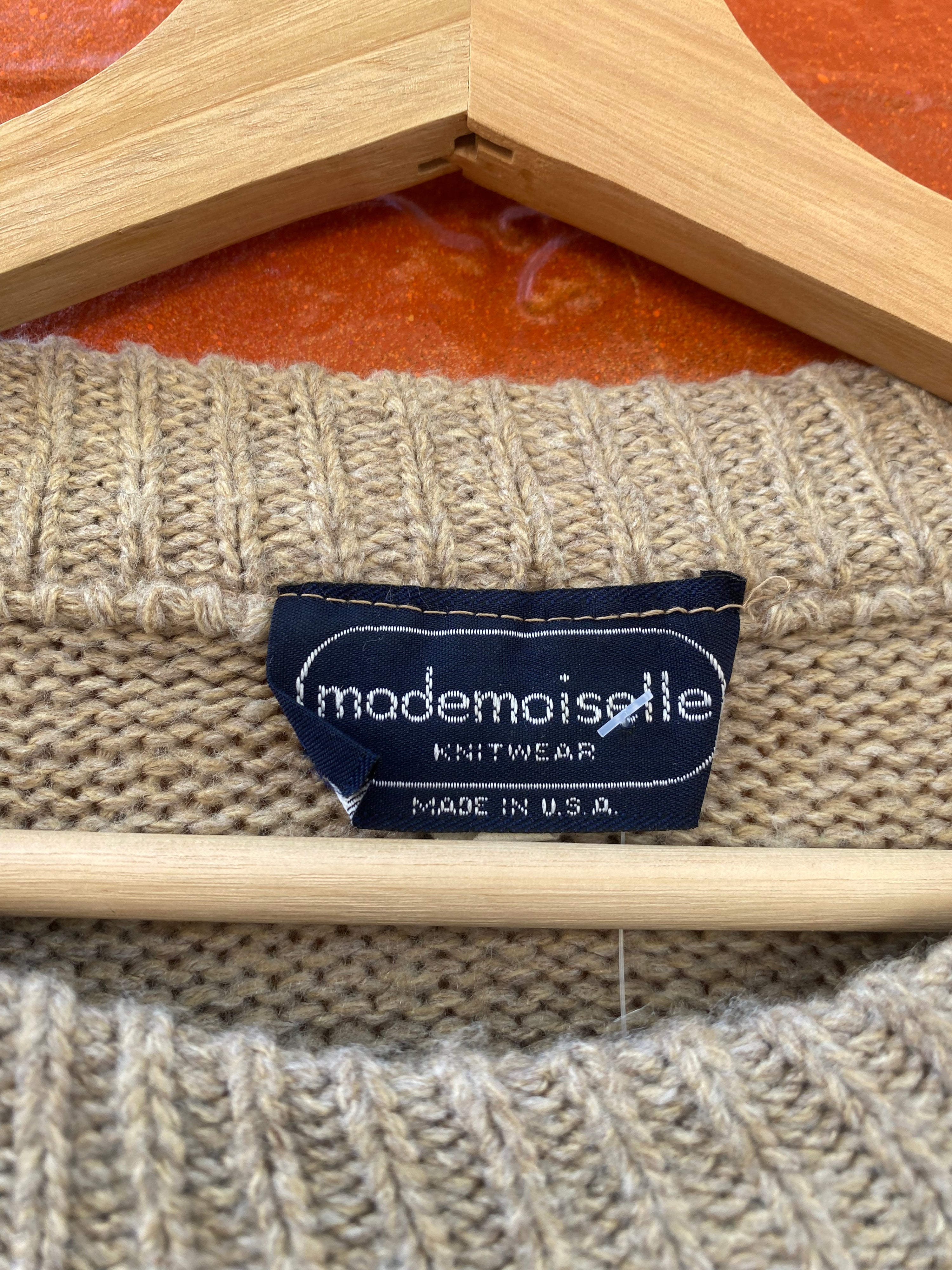 [L] Mademoiselle Beige/Blue Designs Knit Sweater