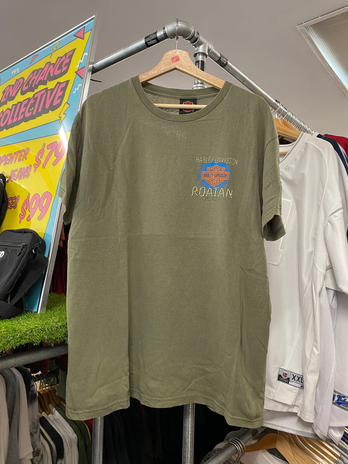 [L] Harley Davidson Roatan, Honduras Green Double Sided Tshirt