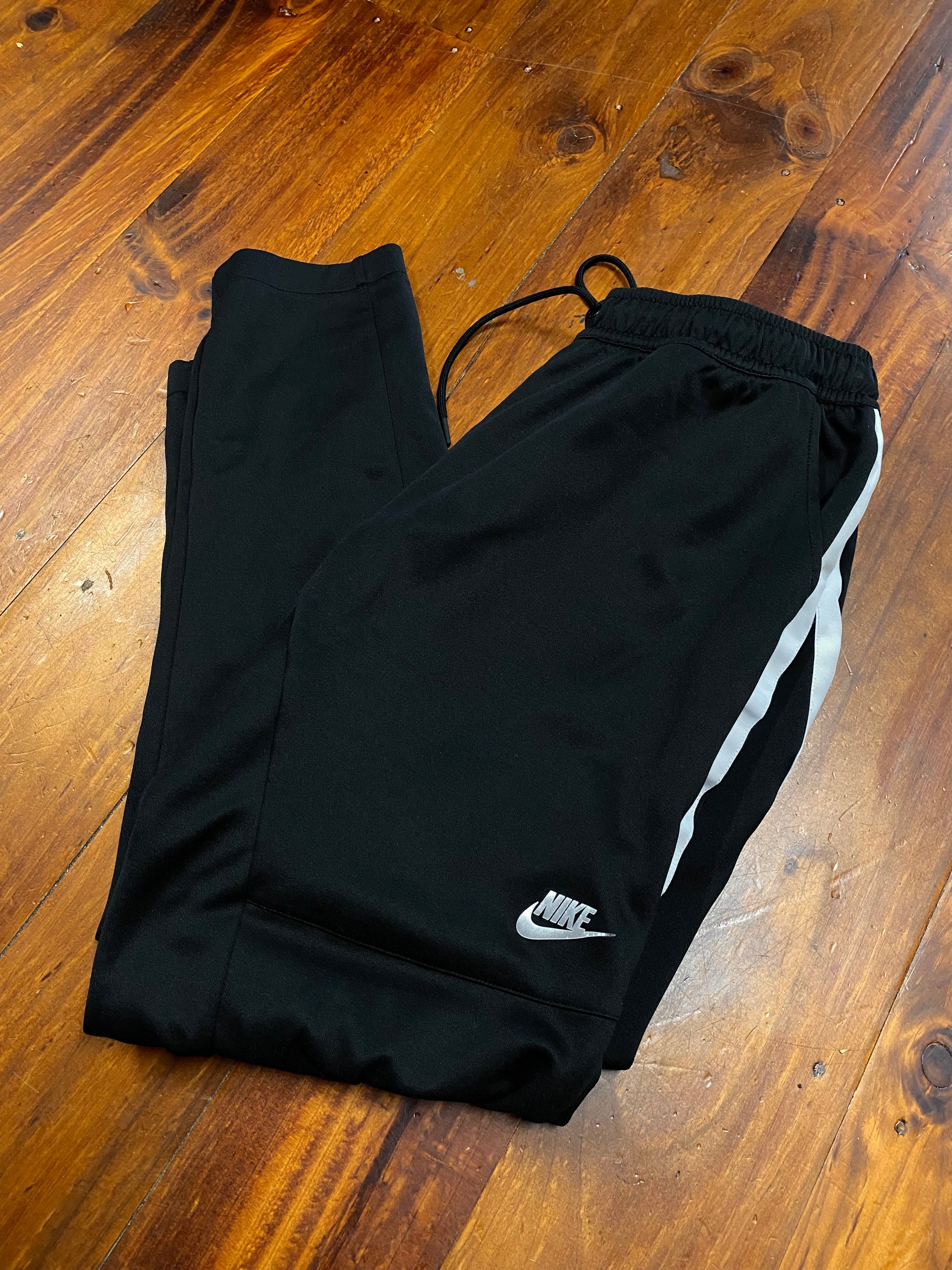 XL - Nike Tech Pants Black