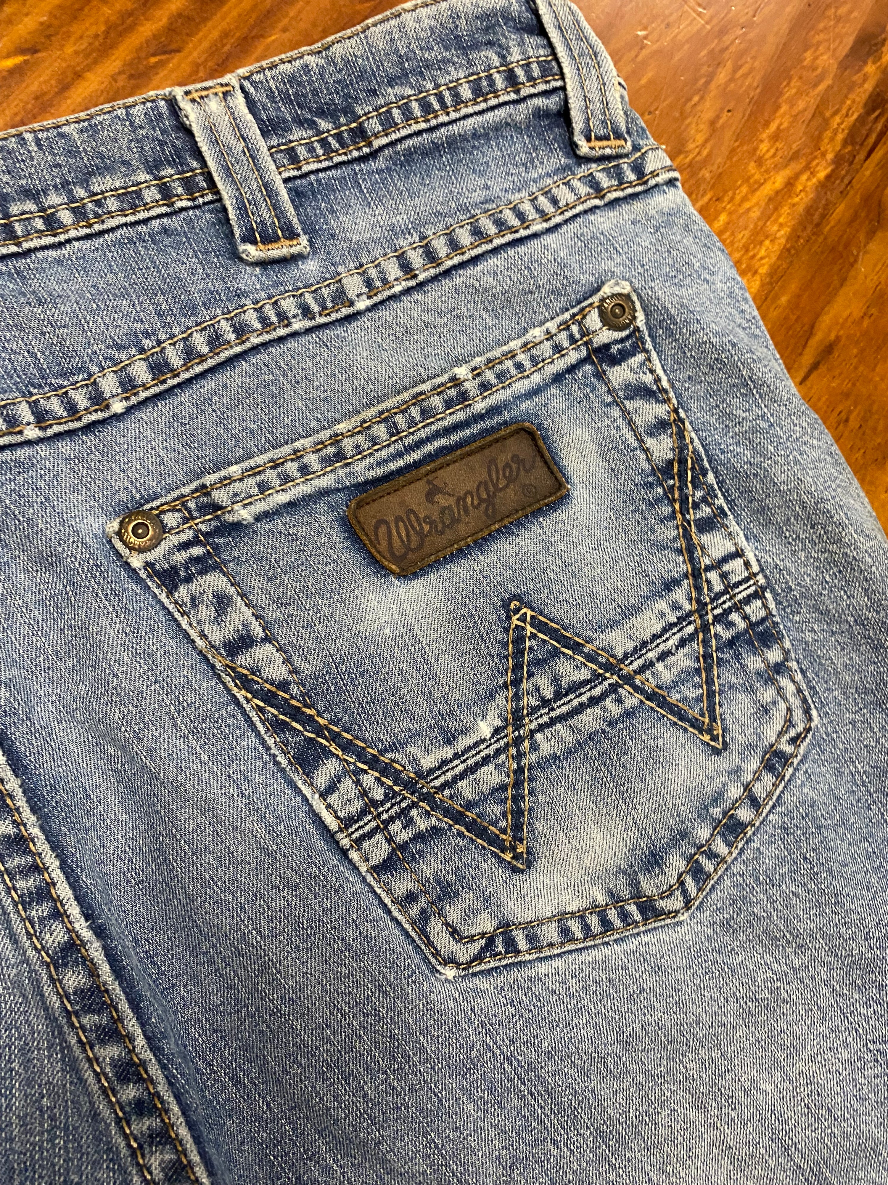 [36] Wrangler Roxboro Jeans WJ12