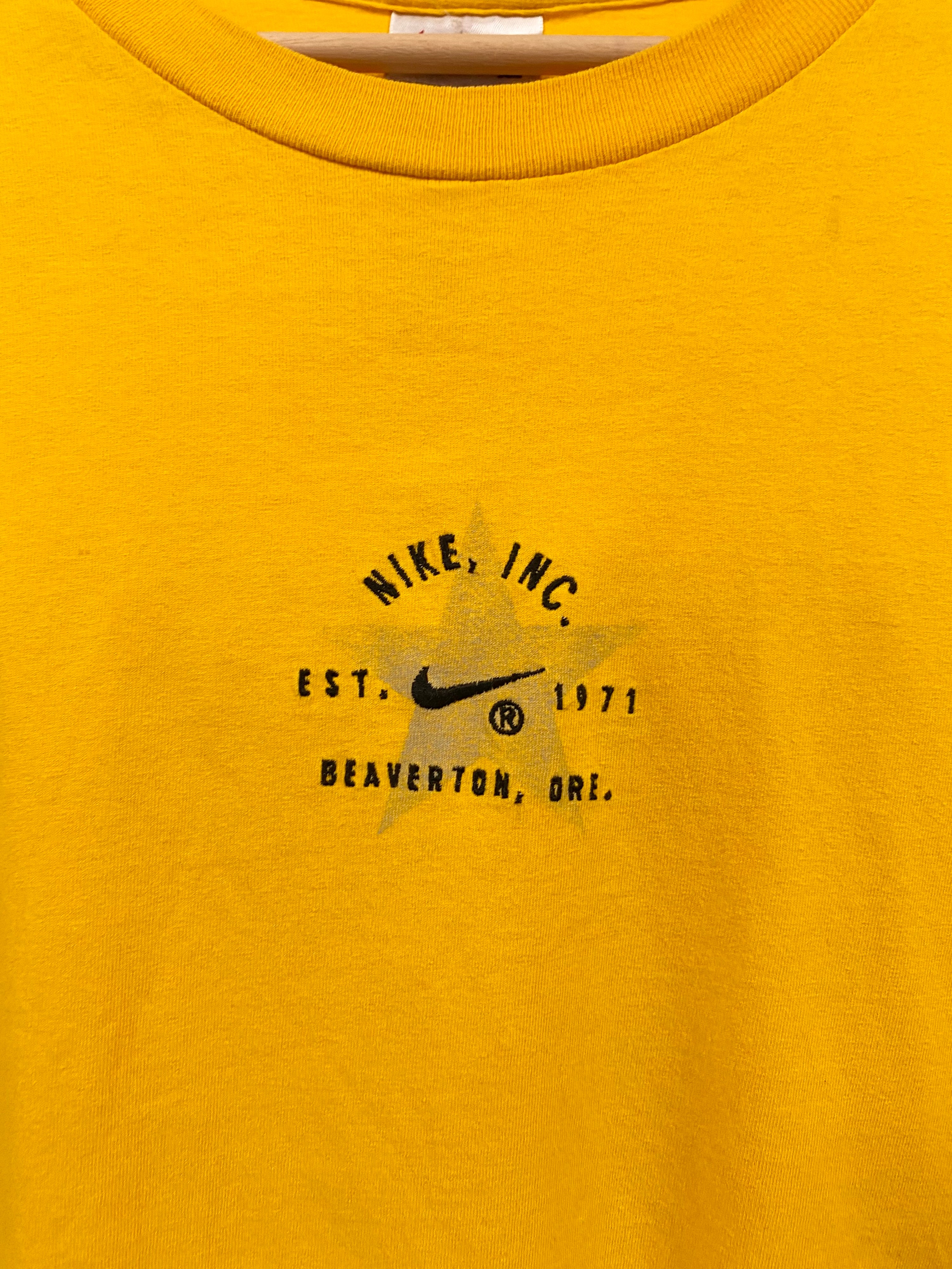 [XL] 2000s Nike Inc Embroidered Yellow Tshirt