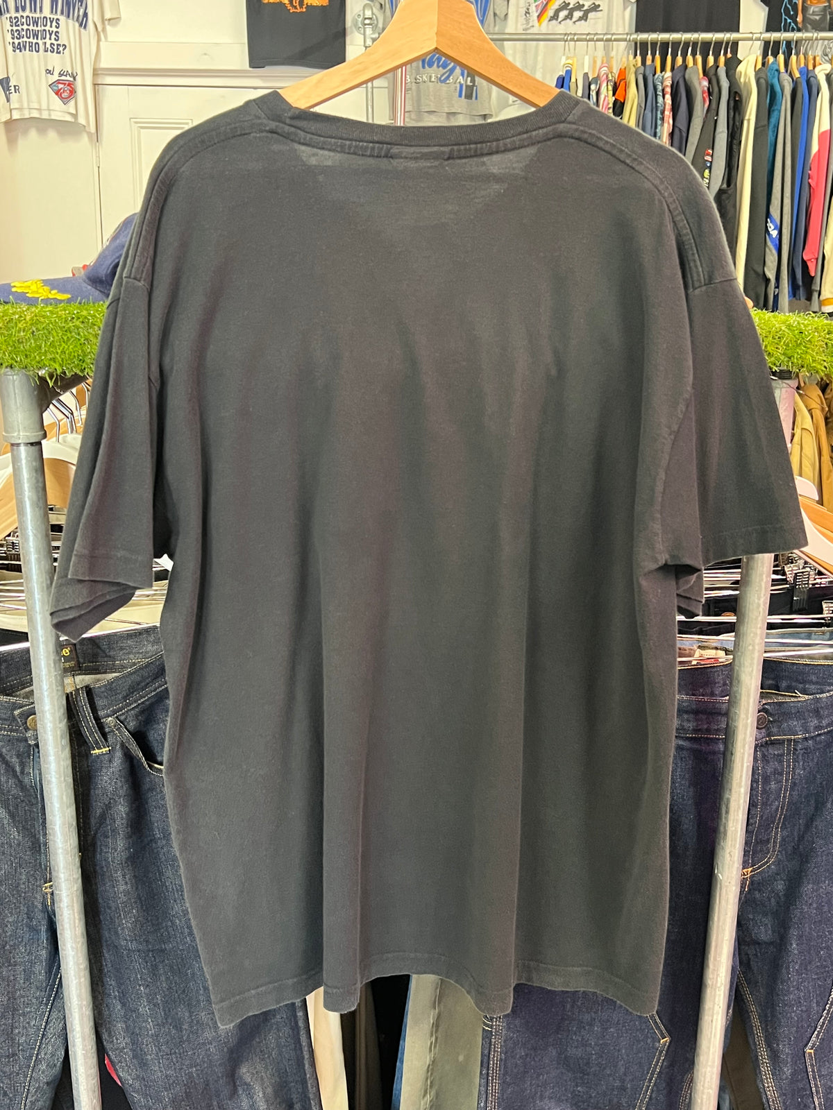 XL - Nike Air Off Centre White Box/Black Tee