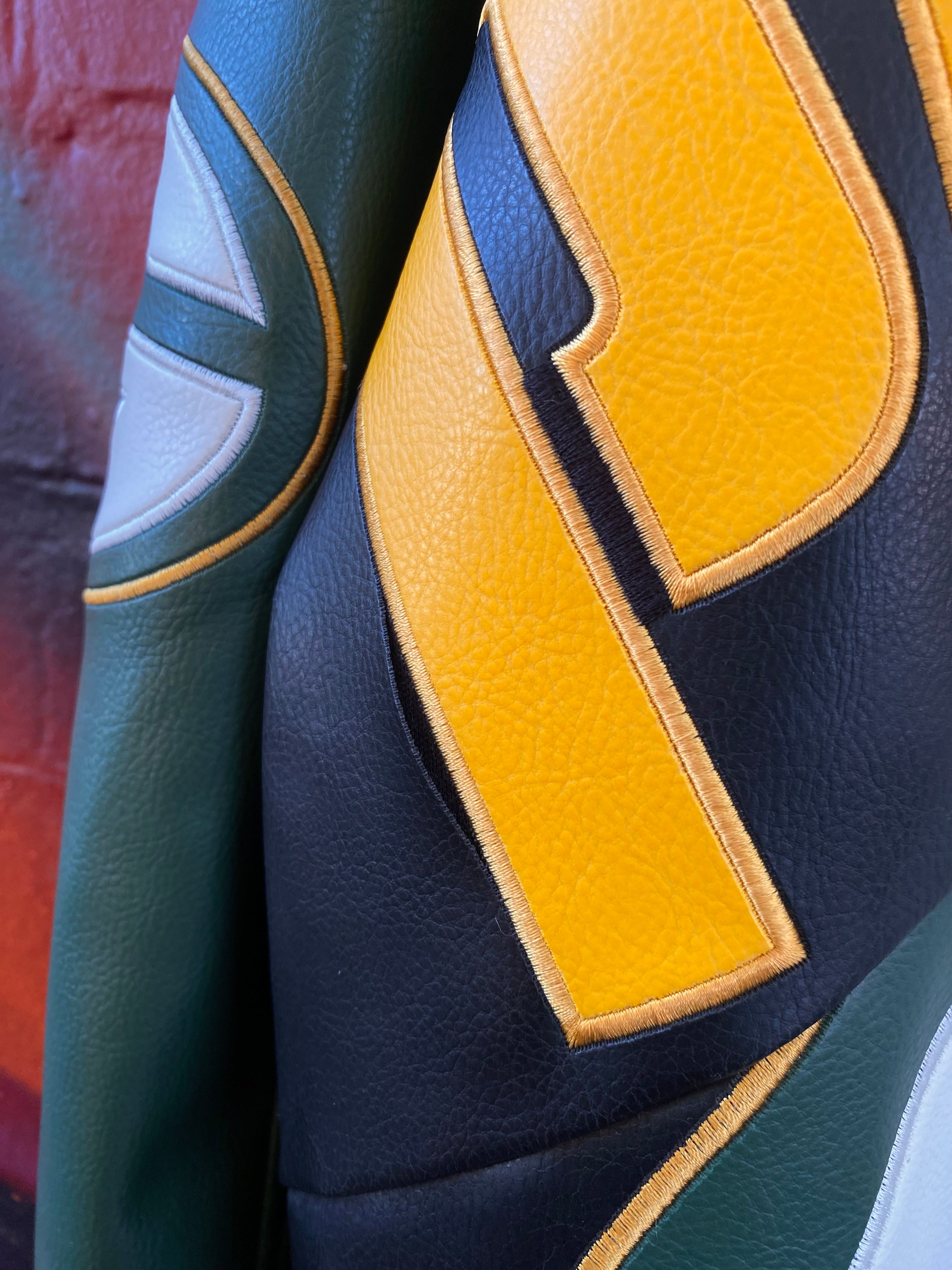 [XL] Green Bay Packers Embroidered Faux Leather Jacket