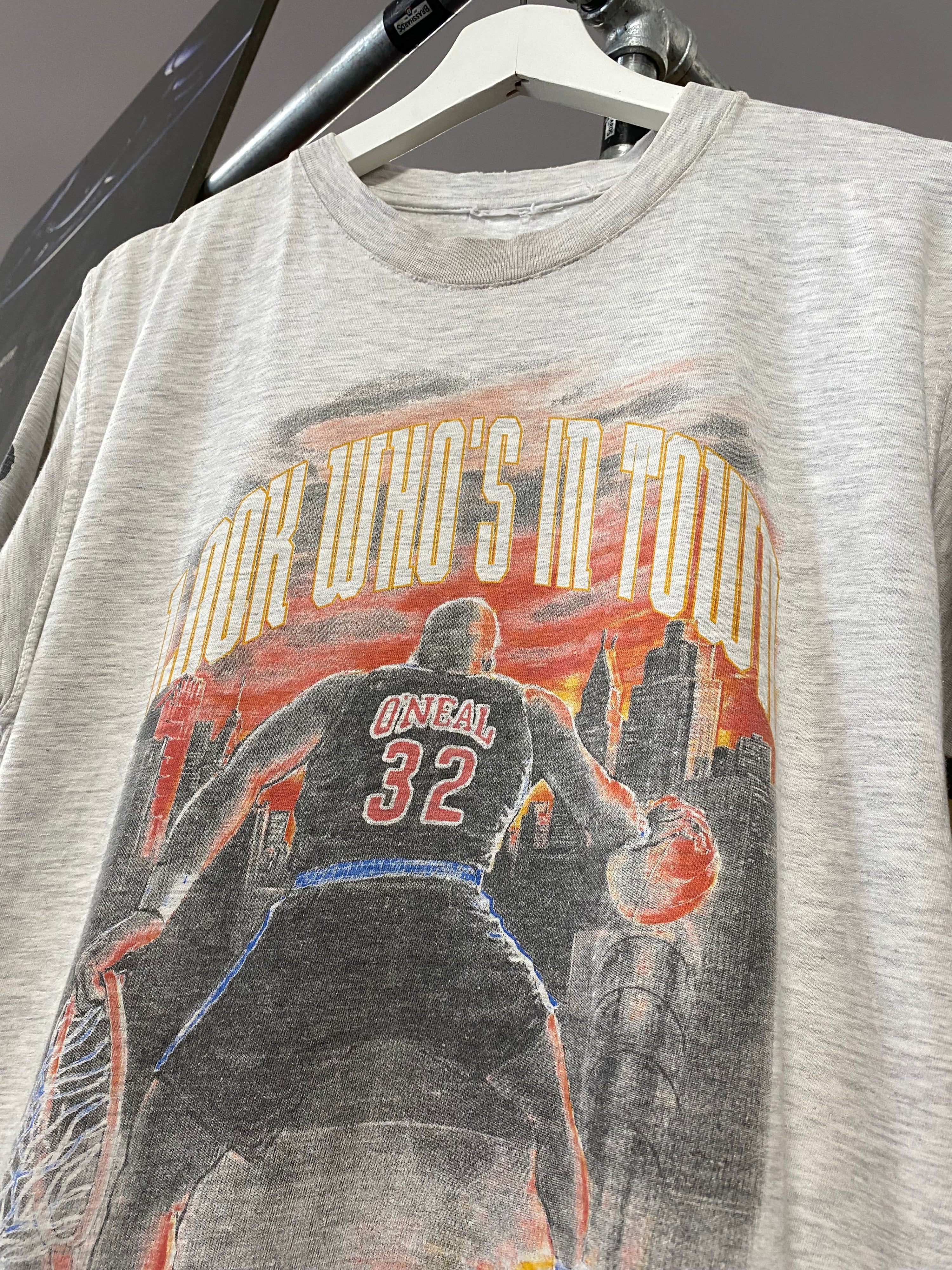 M - Look Who's In Town SHAQ x Reebok Grey Tee