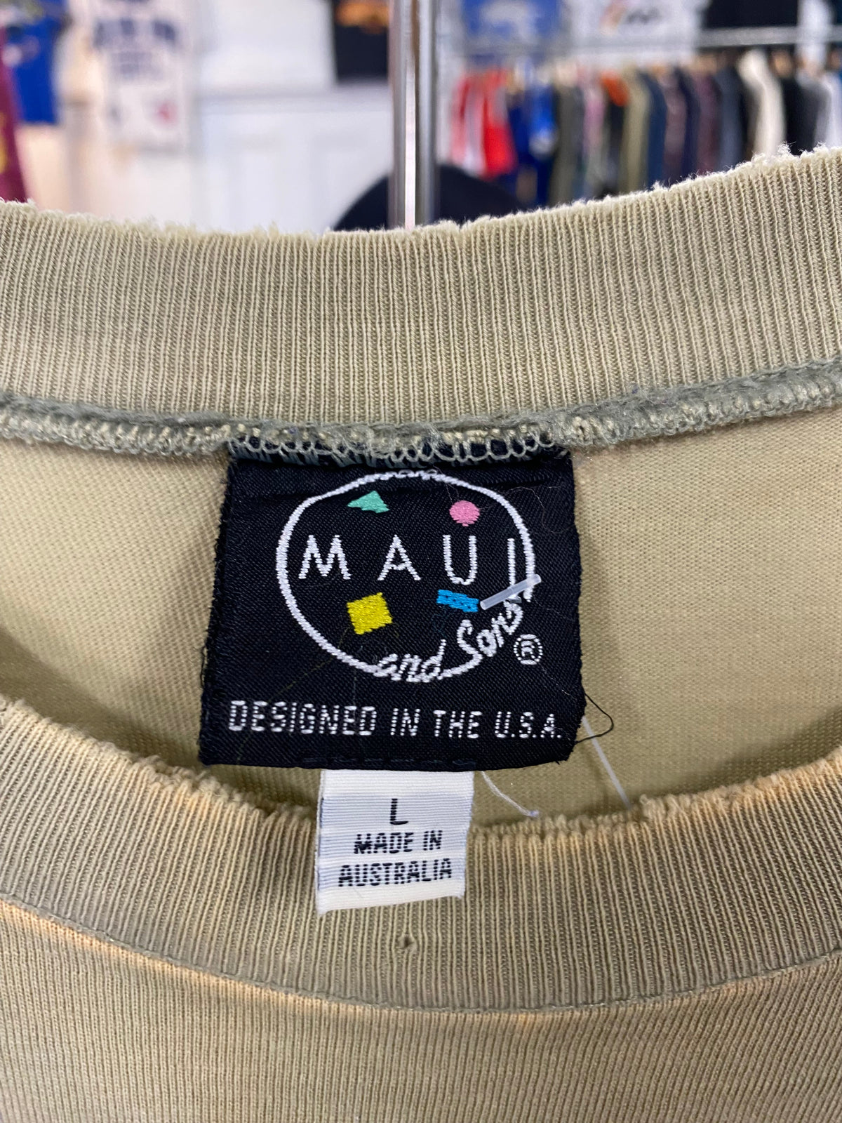 [L] Vintage Maui And Sons Distressed Royalty Double Sided Tshirt