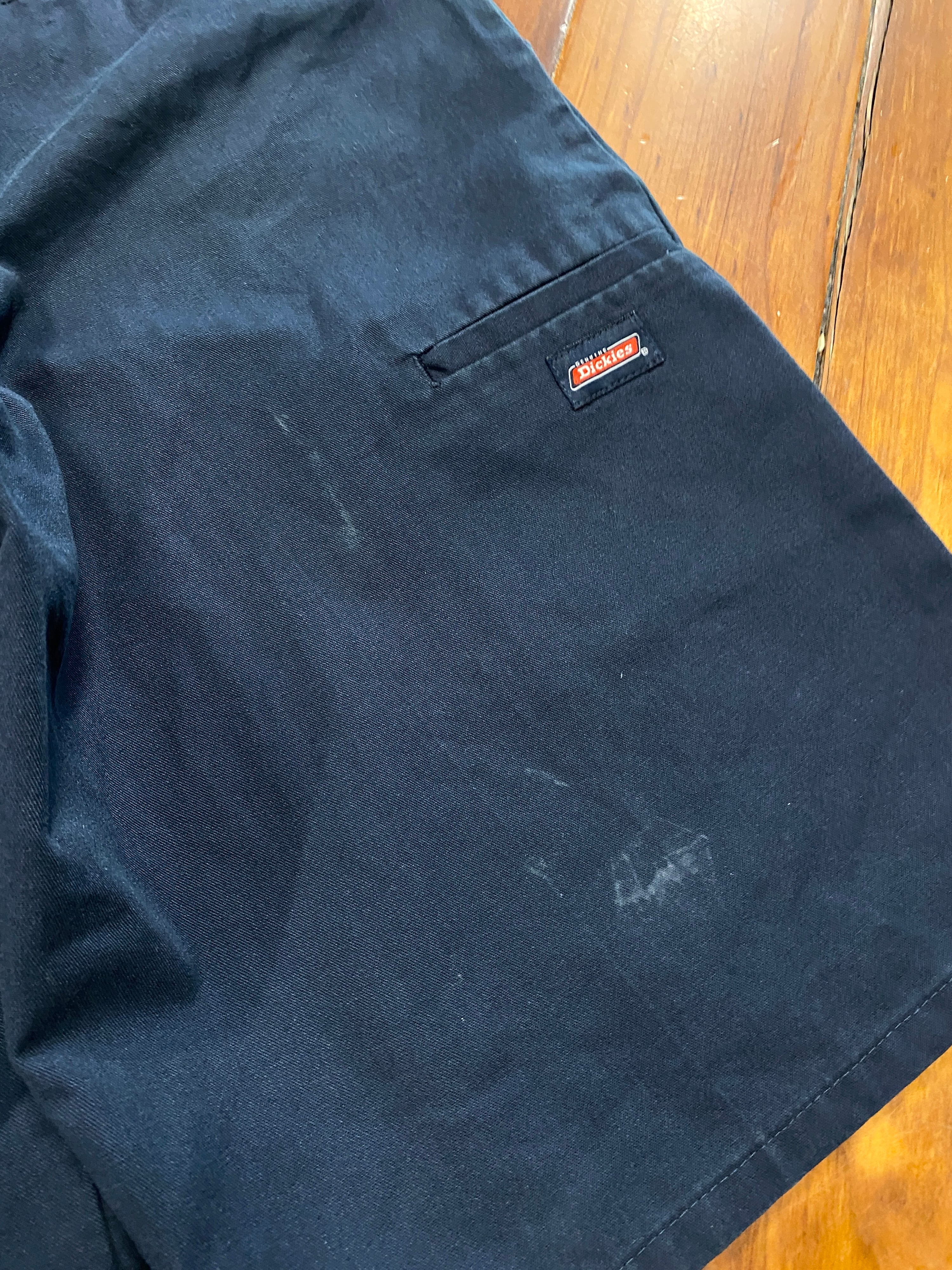 32 - Dickies Navy Smart Shorts S317