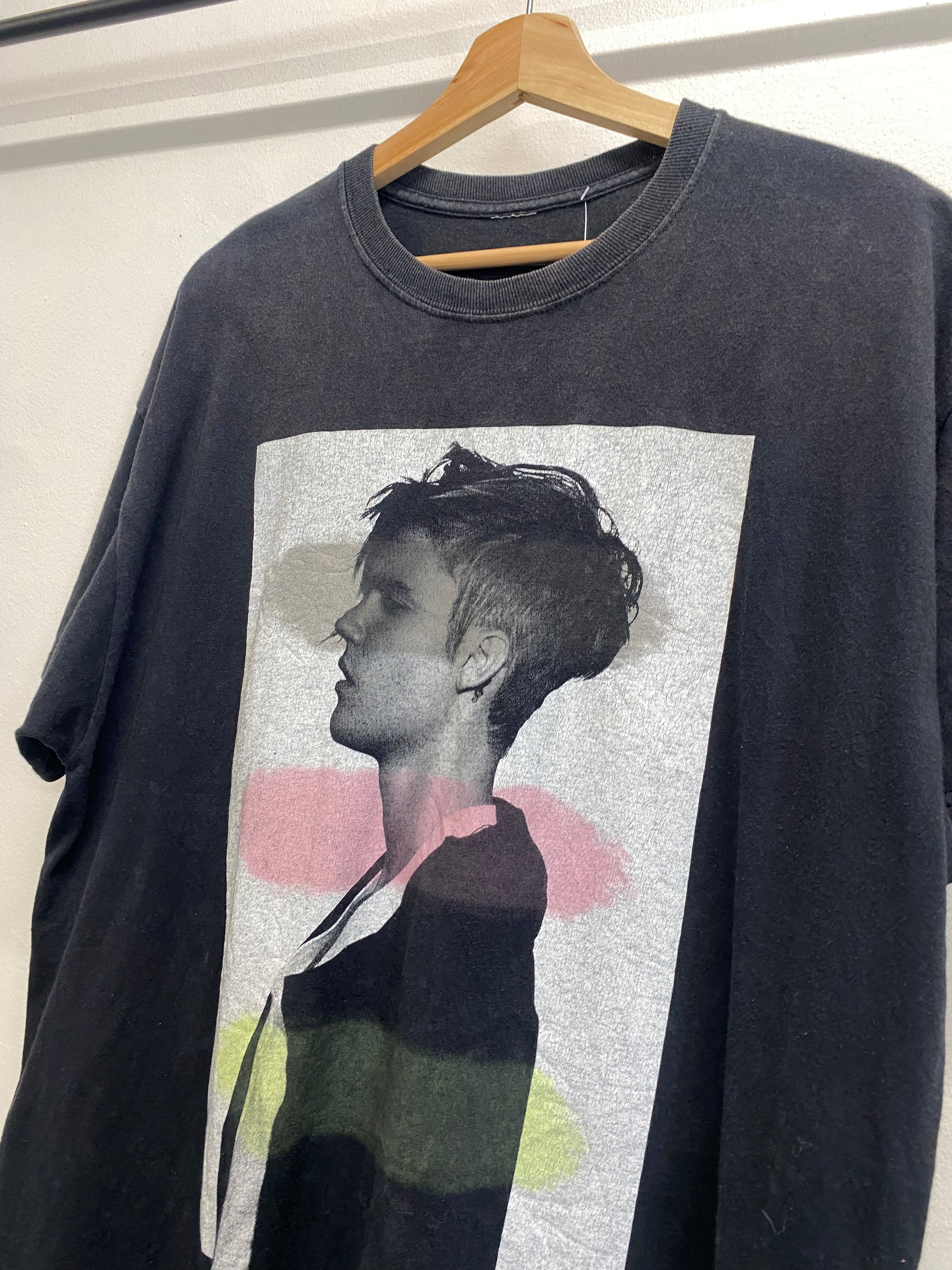 XL - Justin Bieber Side Profile Black Tee