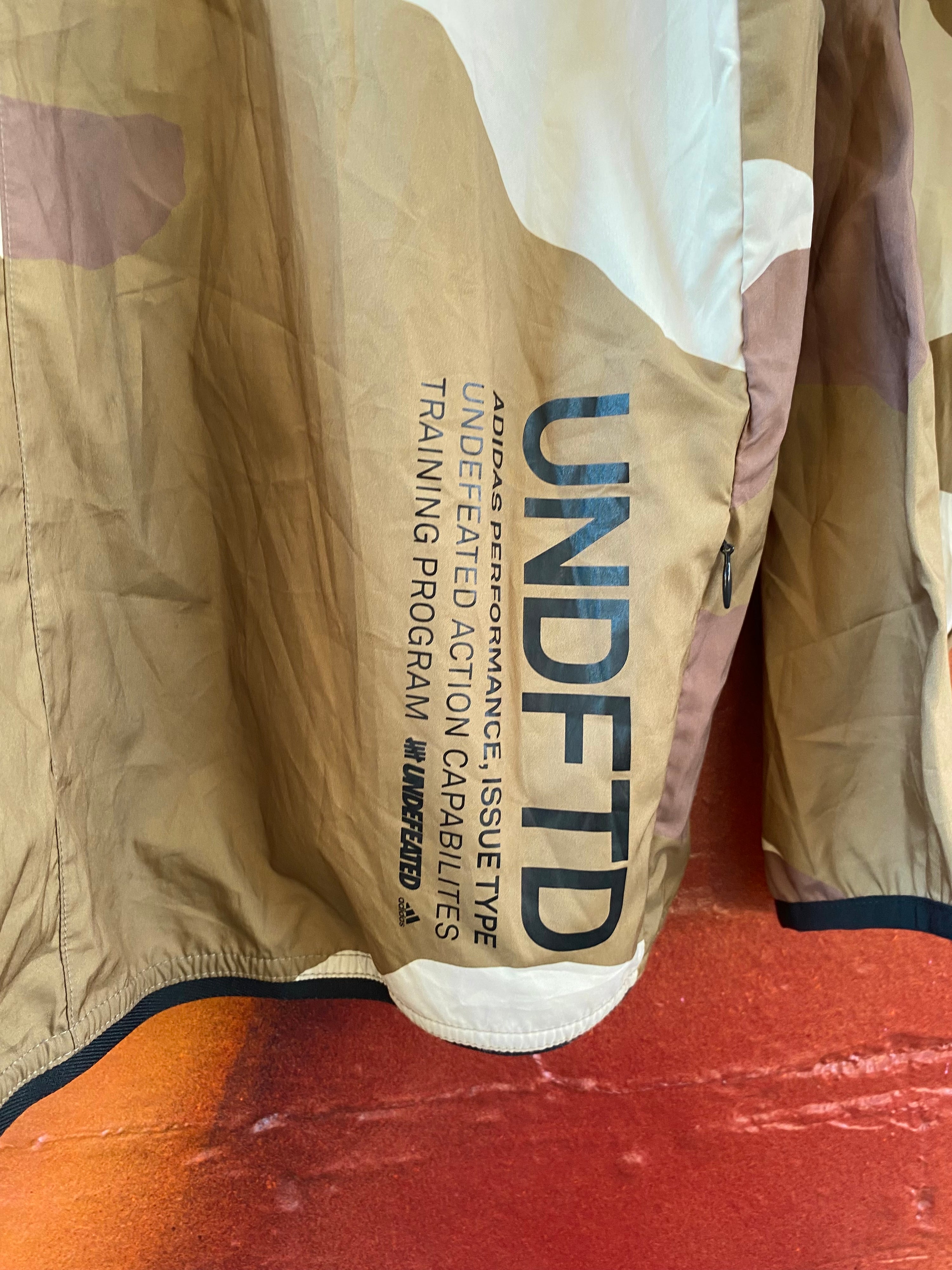 [M] Adidas Running x Undefeated Camo Spray Jacket