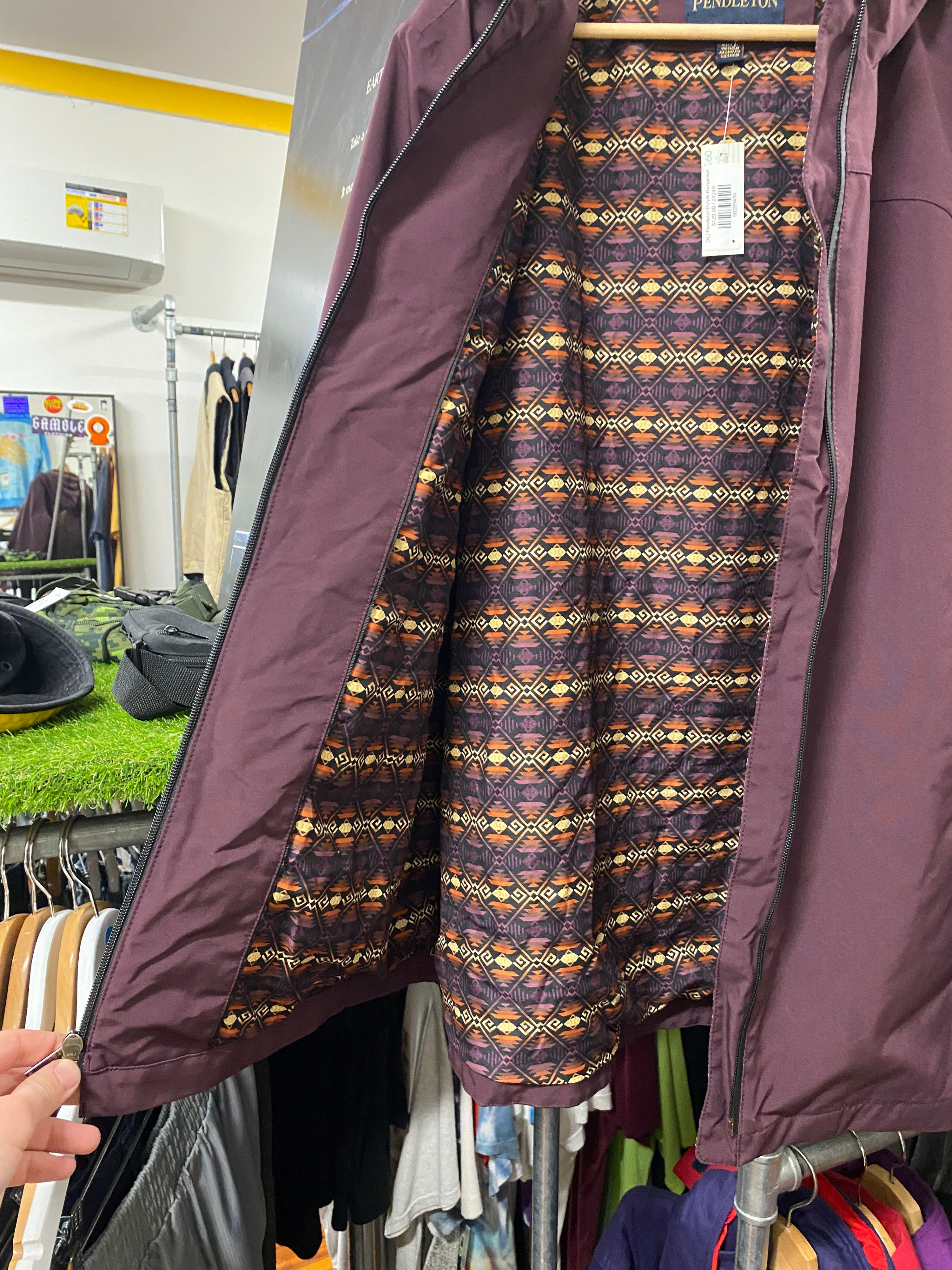 [XL] Pendleton Purple Rainjacket