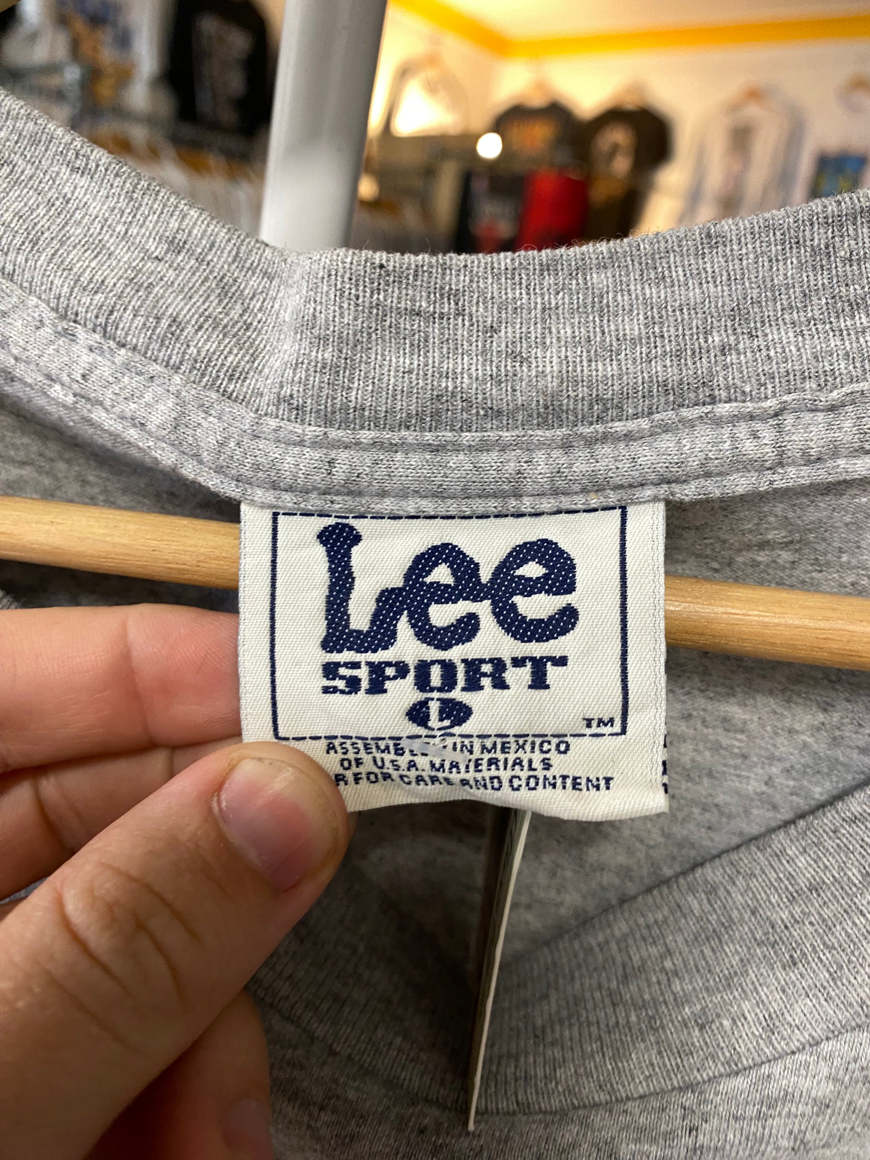 L - 90s Philadelphia Flyers Big Print LEE Tee