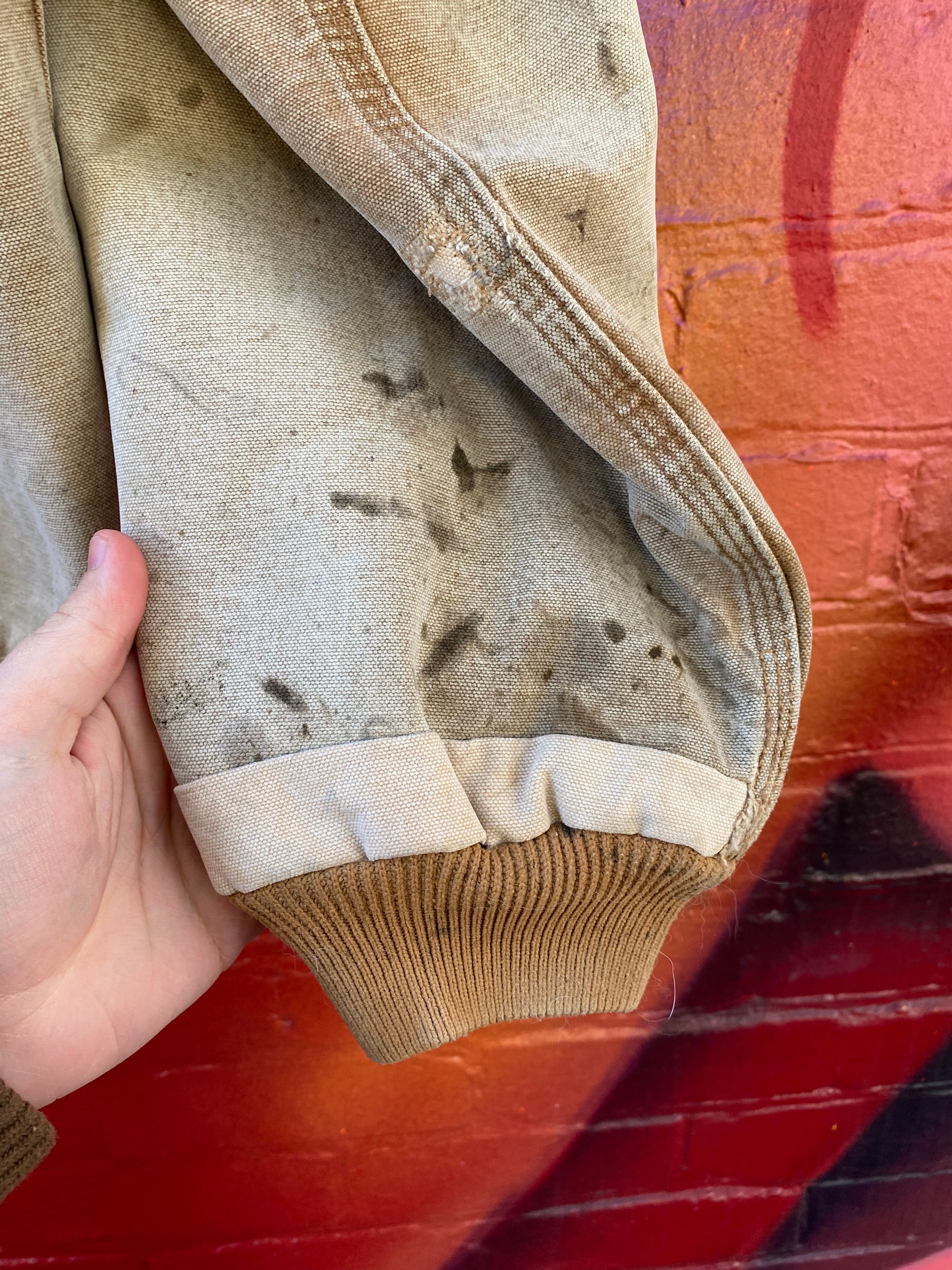 [L] Vintage Carhartt Heavily Faded/Thrashed Tan Active Jacket