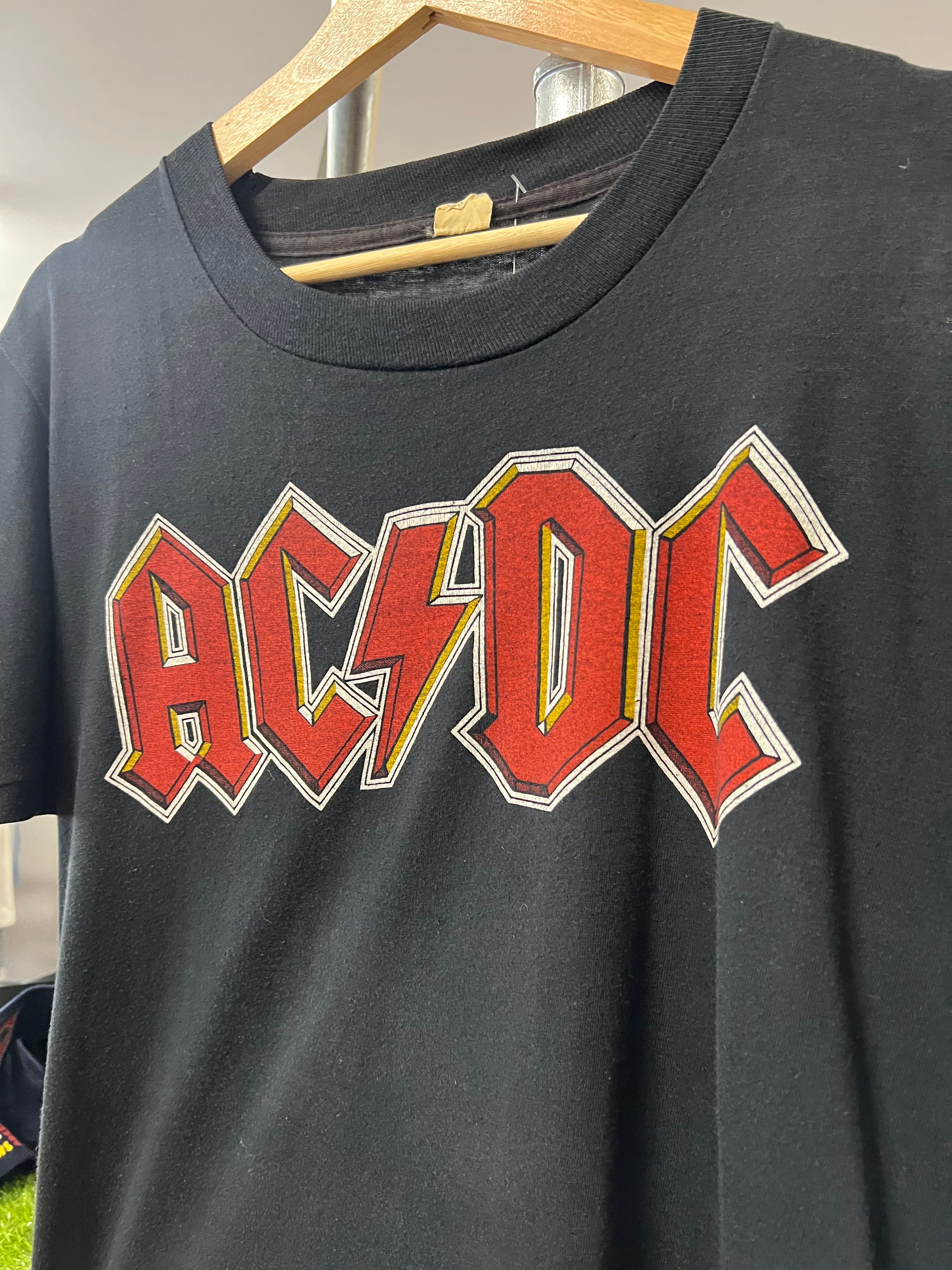[L] 1980s ACDC Black Spellout Tee