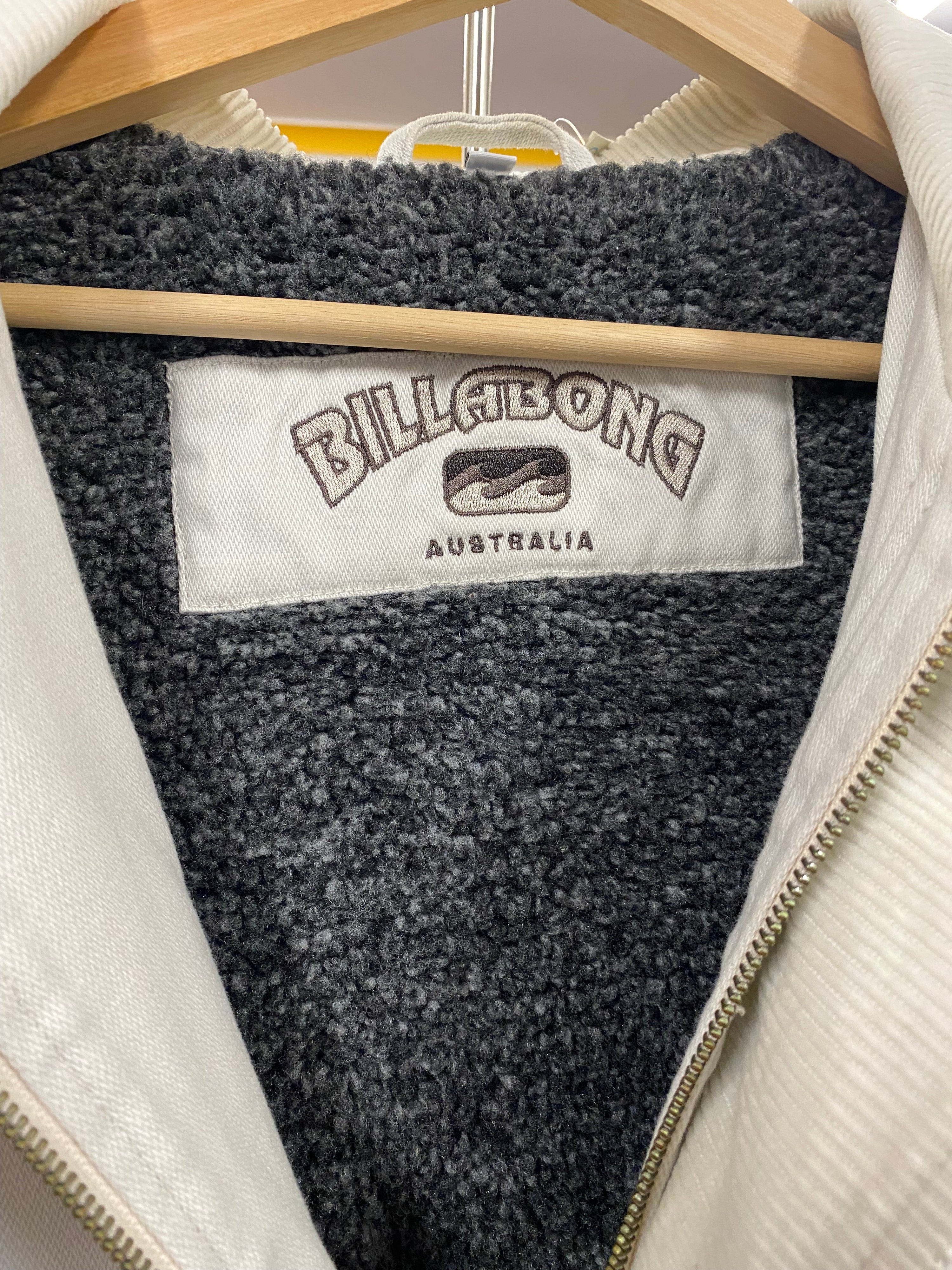 [L] Billabong Heavy Fleece Lined White Coat