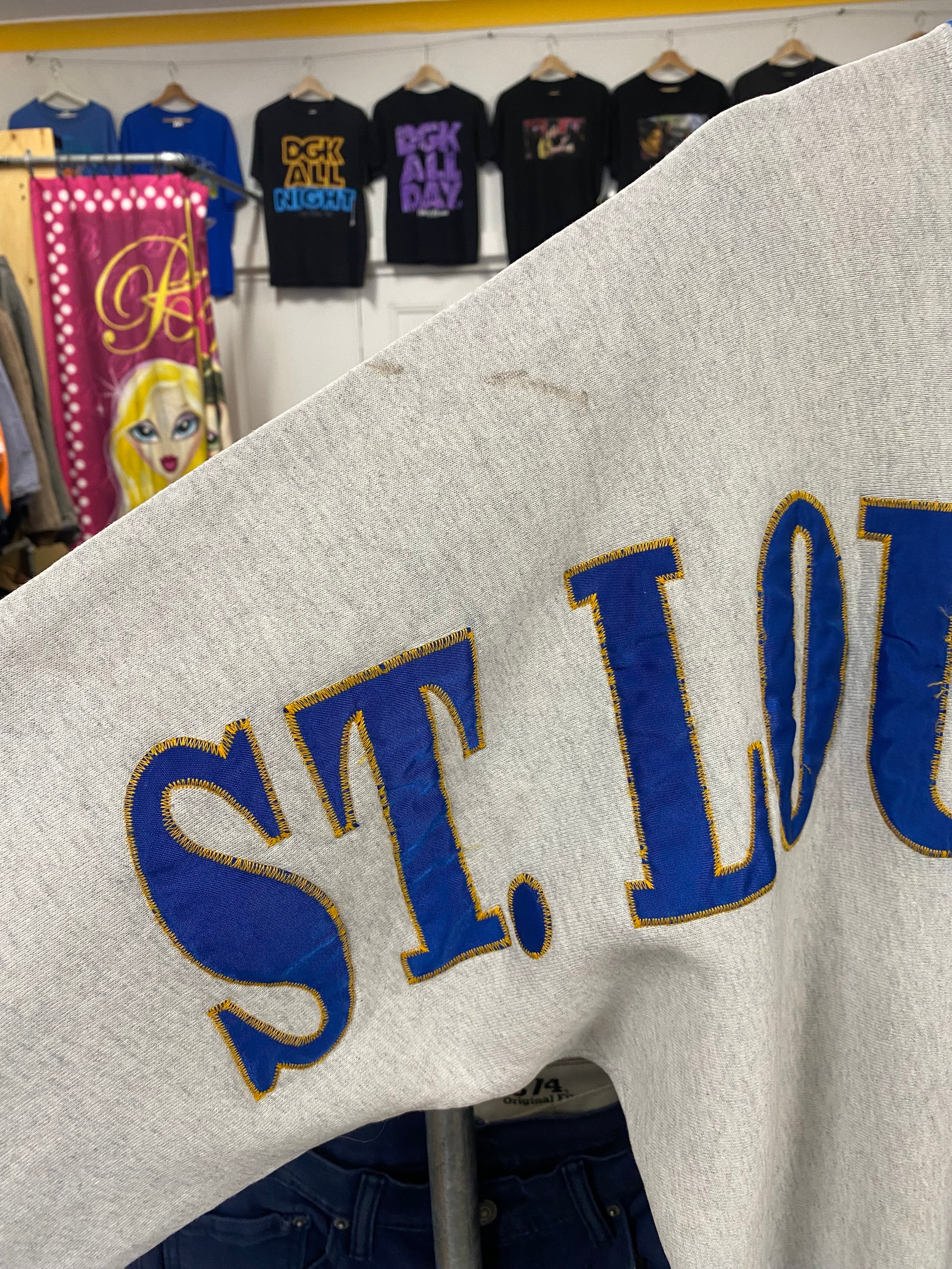 [L] Vintage St Louis Rams Over Body Grey Jumper
