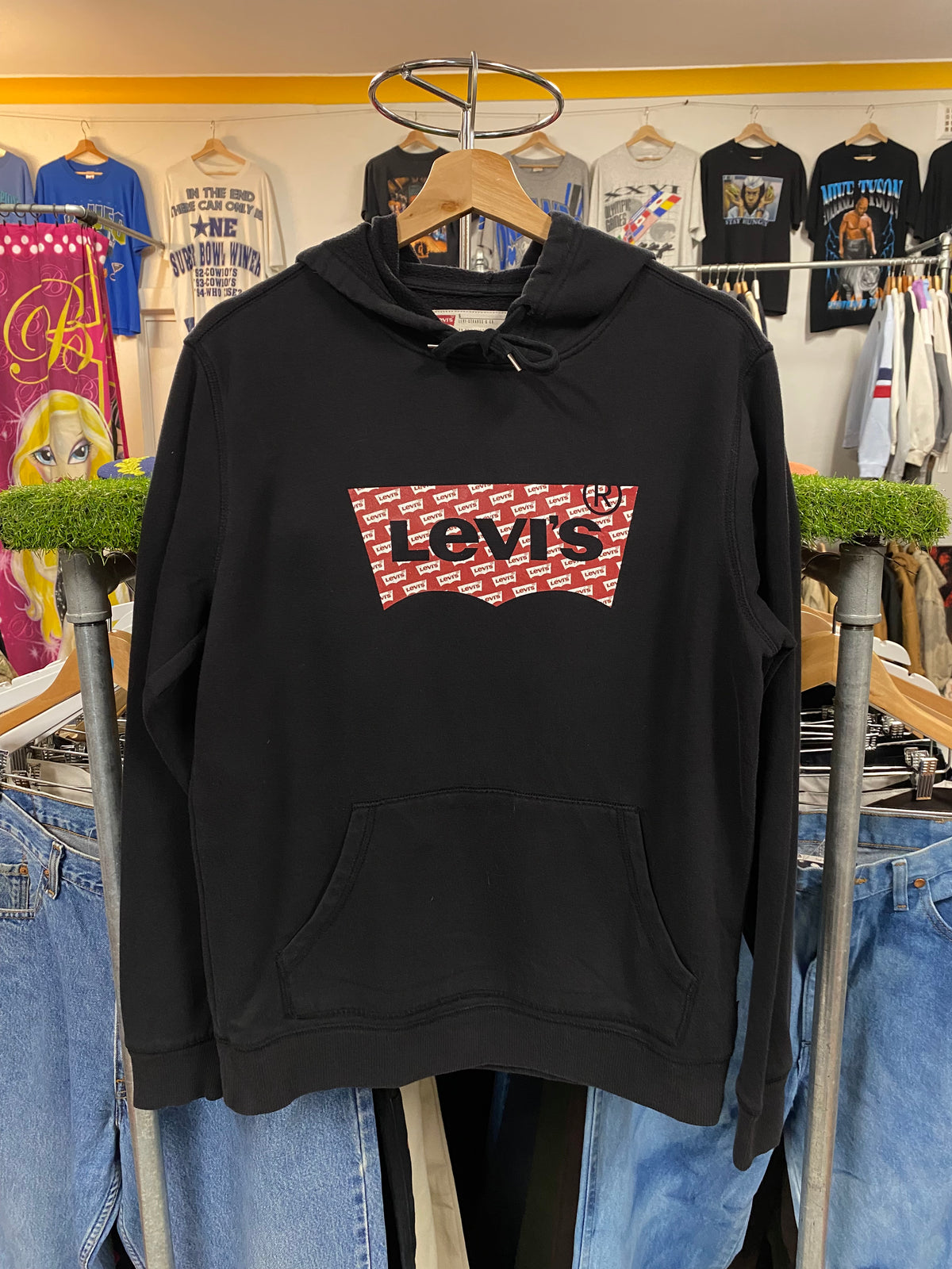 [S] Levis Black Hoodie Patterned Logo