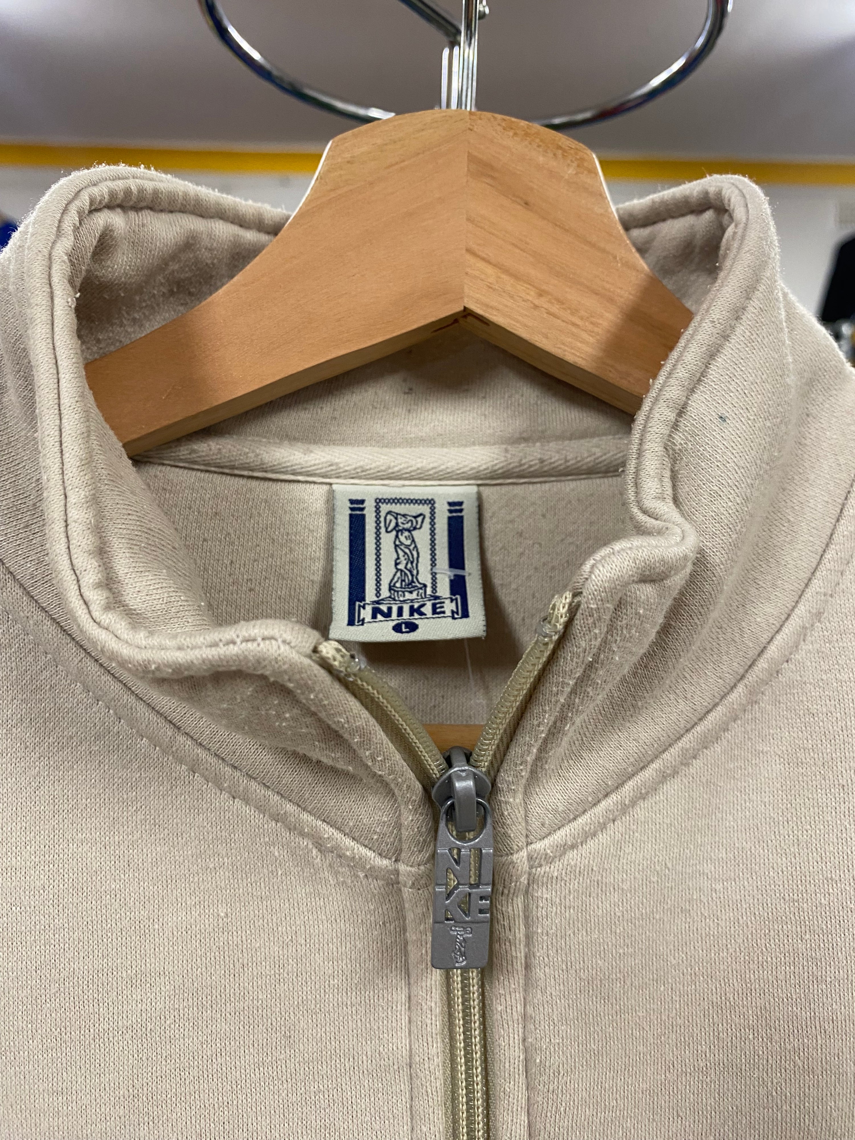 [L] Nike Beige Zip-up Jumper