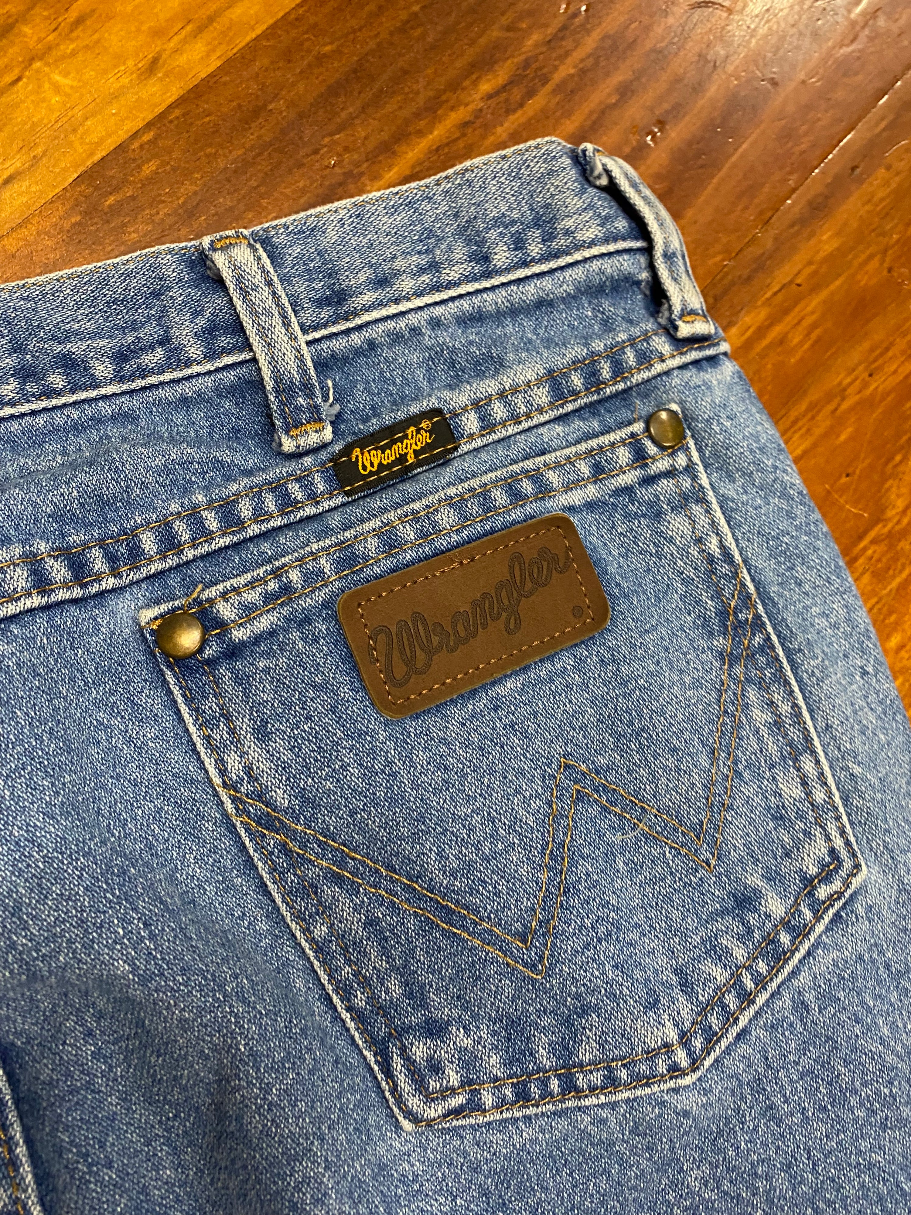 [36] Wrangler Slim Fit Jeans WJ13