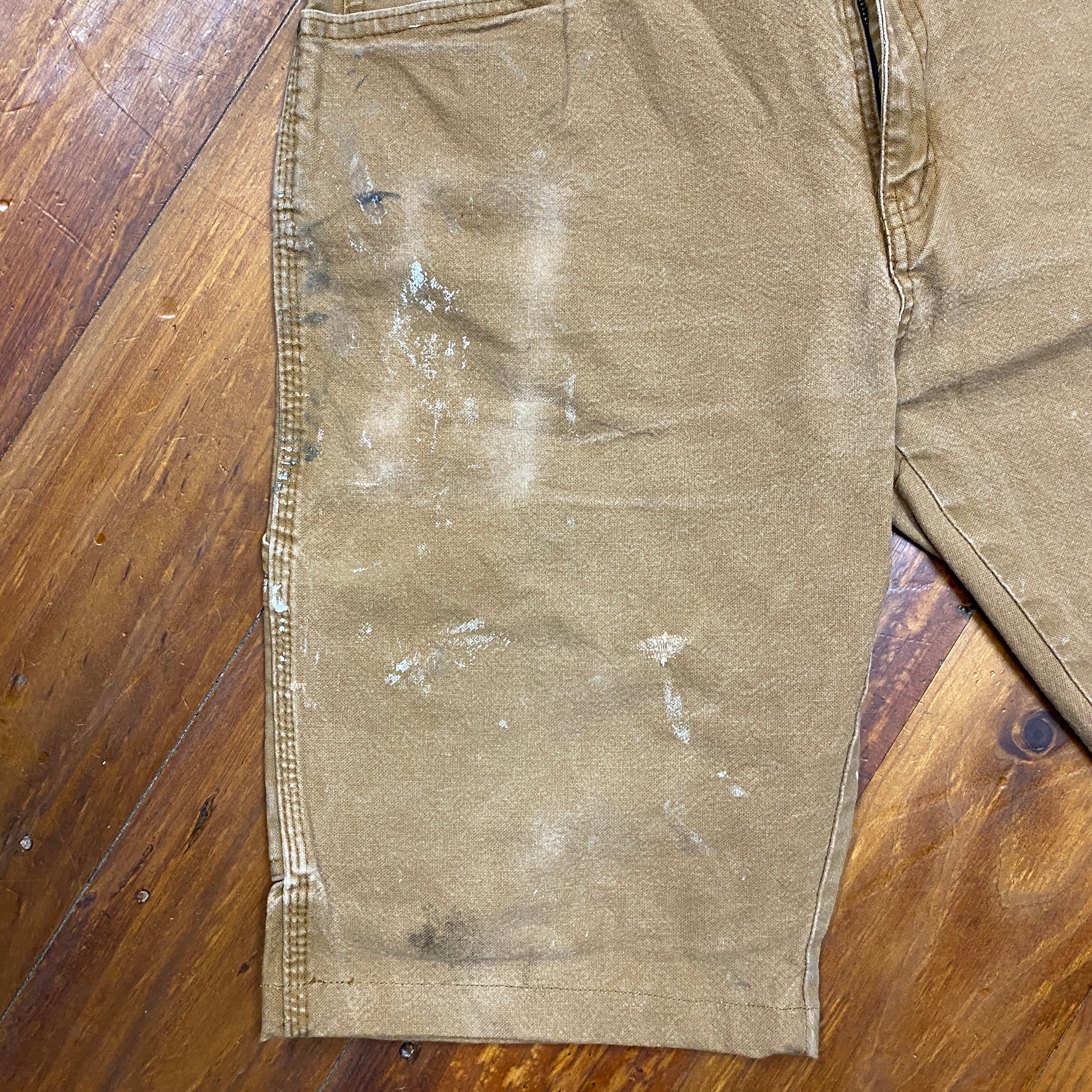 34 - Dickies Brown Carpenter Shorts Paint Marks DS115