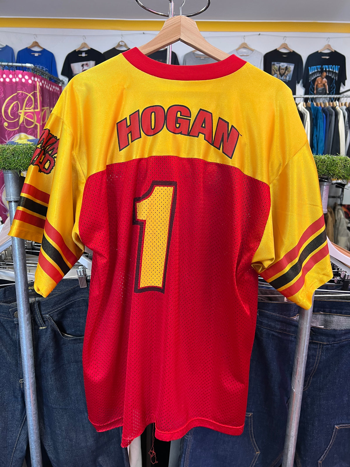 [L] 2002 WWE Hulkmaniacs Red/Yellow Jersey
