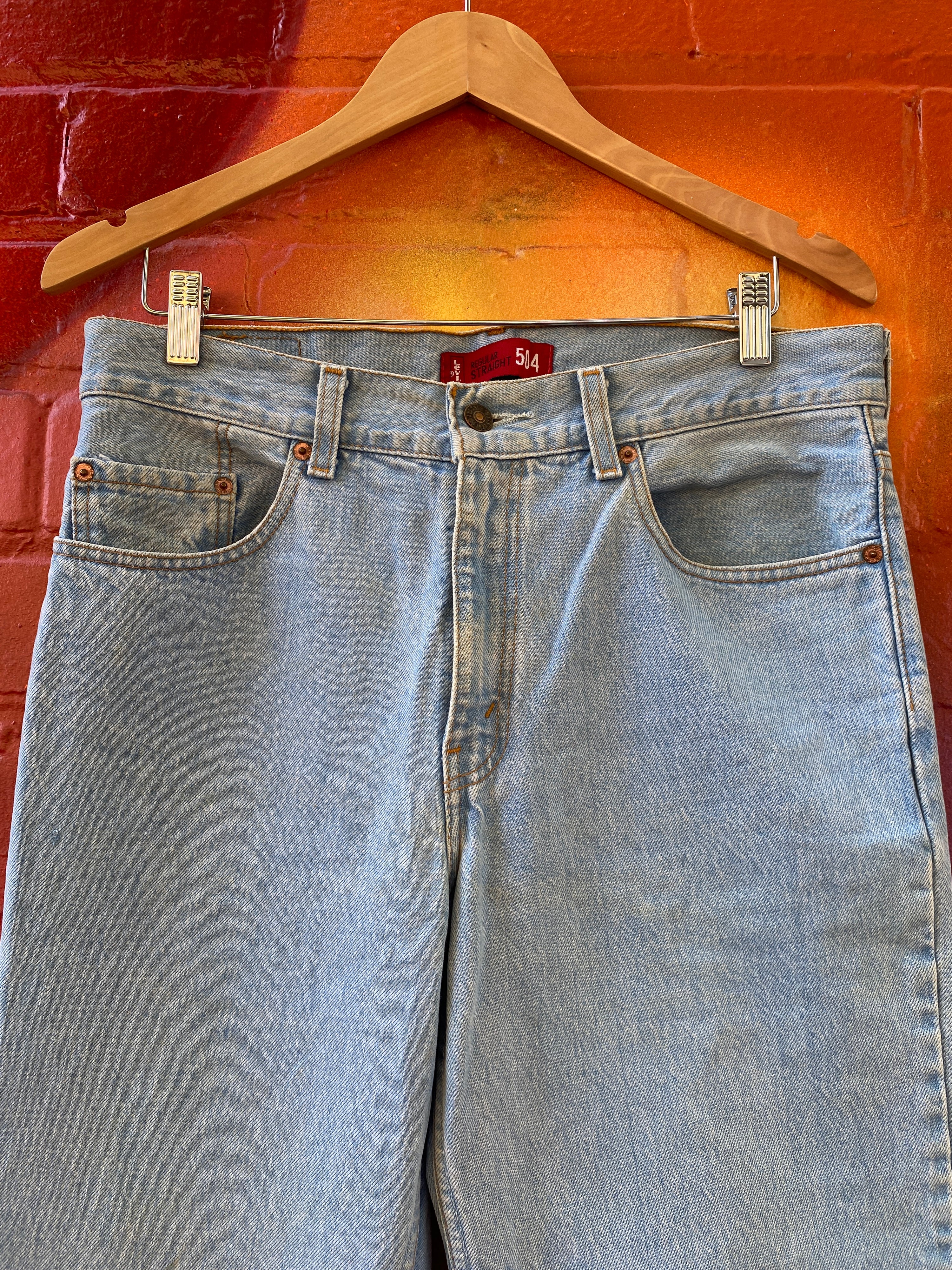 33 - Levis LB 504 Denim Jeans