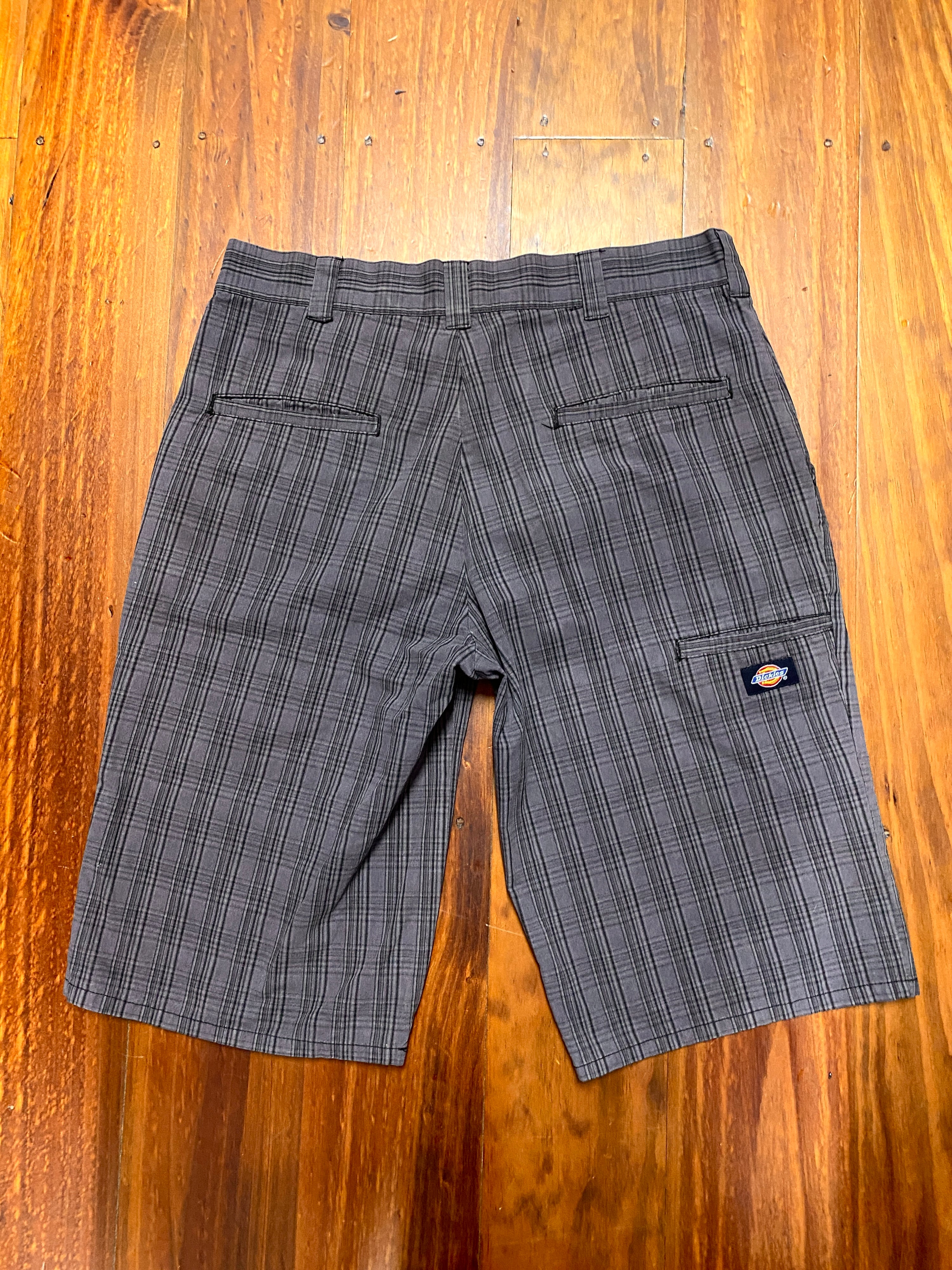 32 - Dickies Dark Grey Plaid Shorts