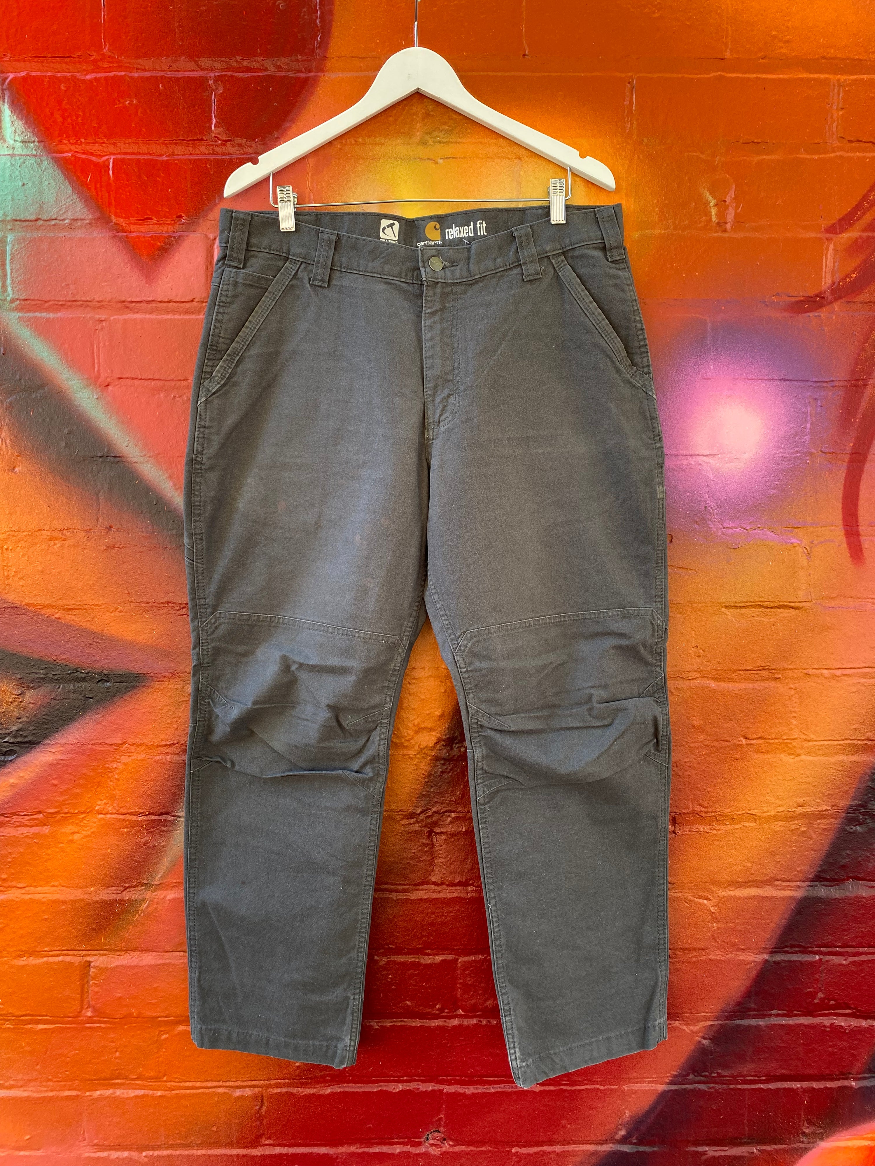 [38] Carhartt Relaxed Fit Grey Cargo Pants