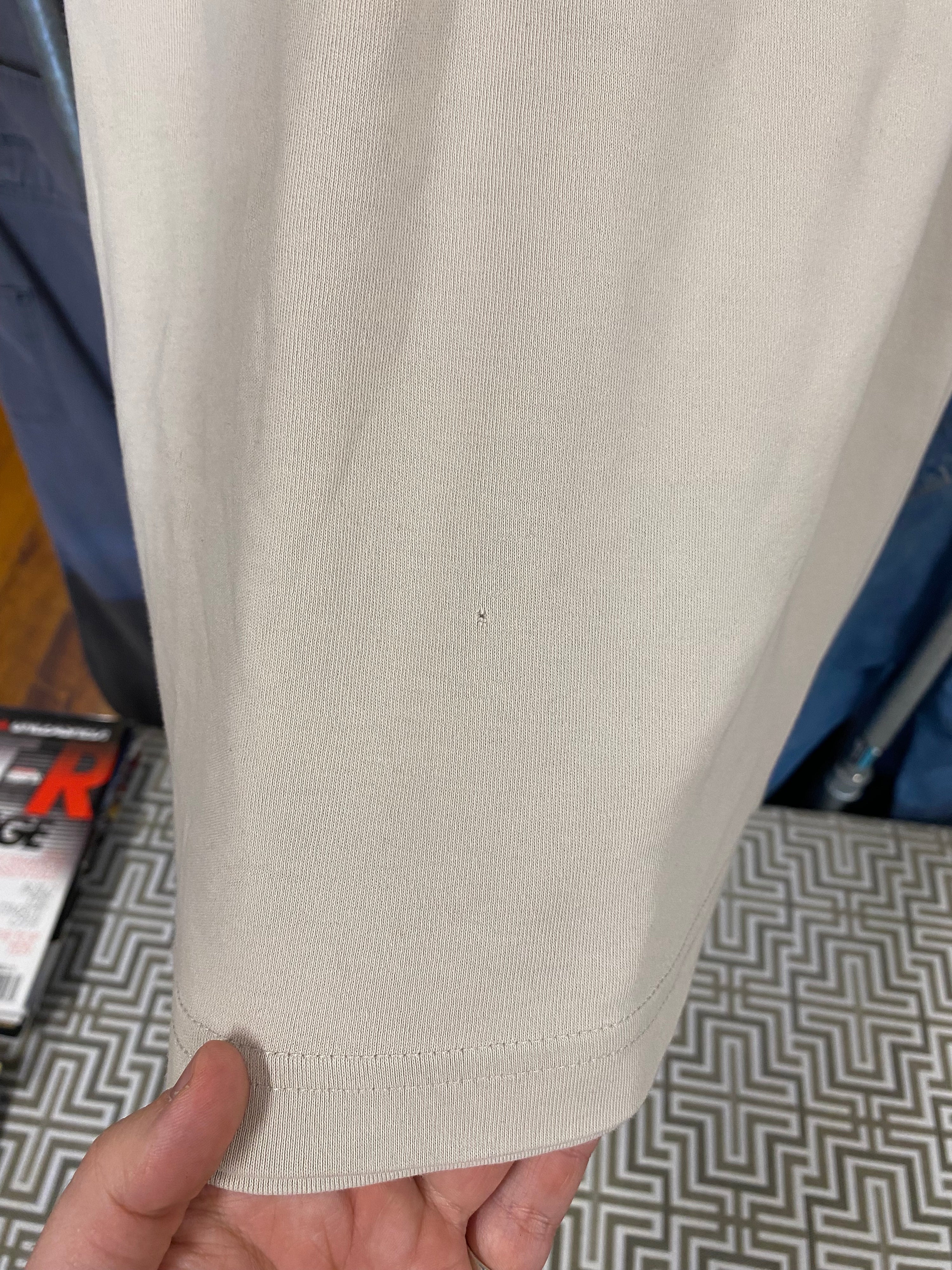 [L] Oakley Distressed Green/Cream Tee