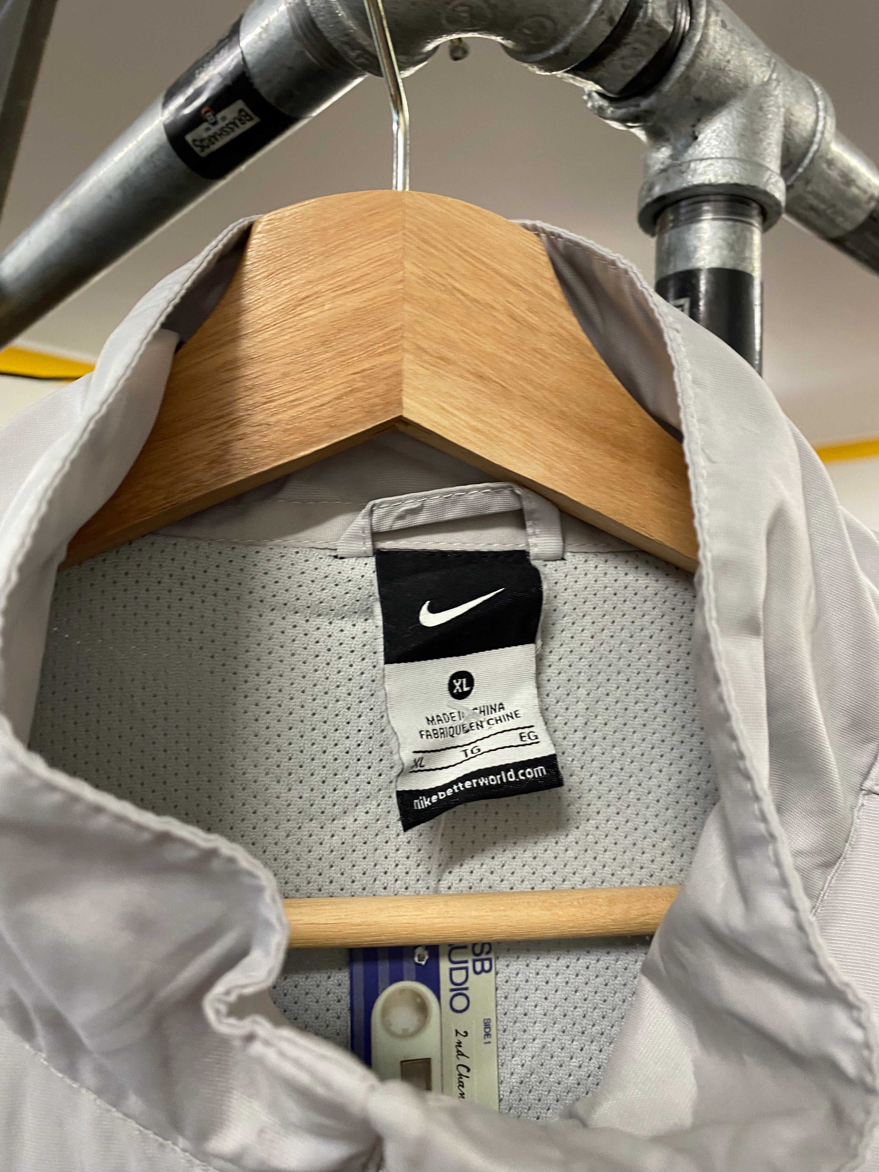 [XL] Nike Atletico Madrid Grey Windbreaker