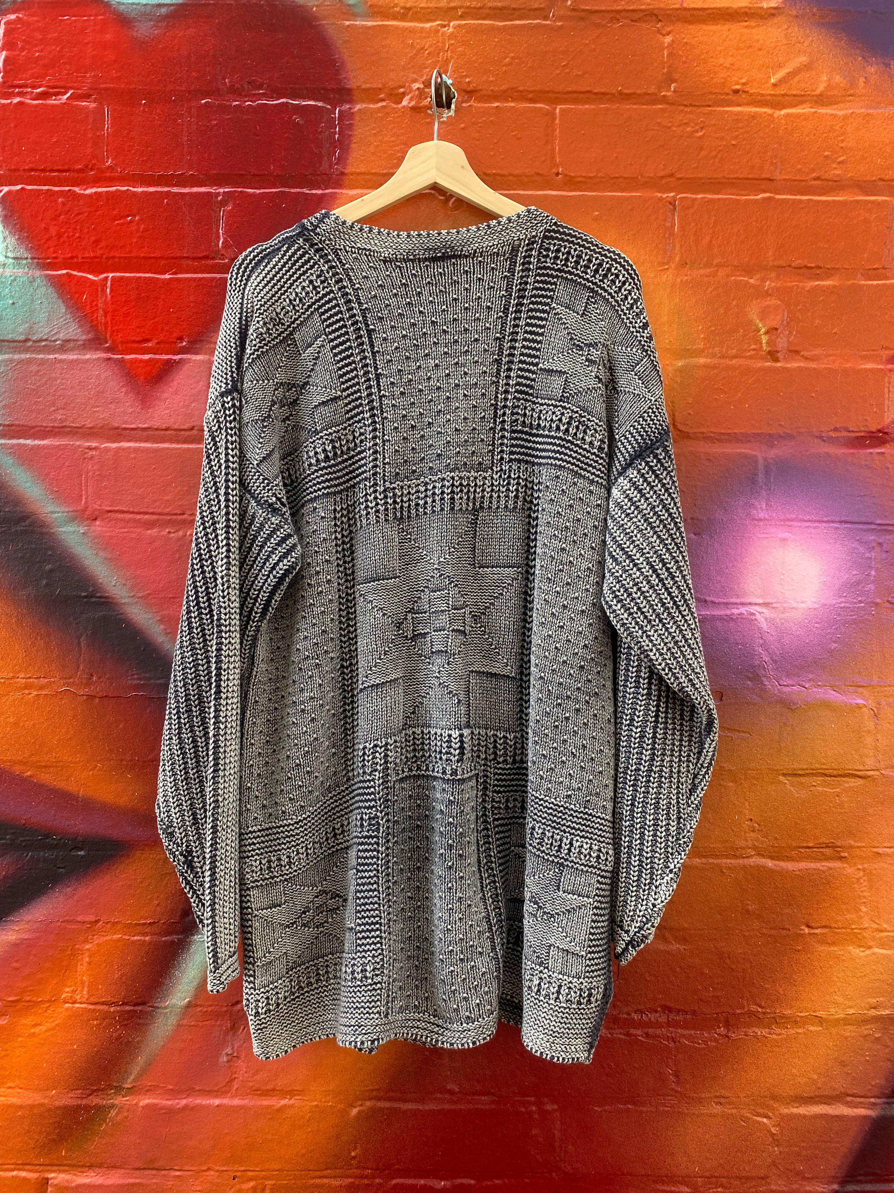 [M] Bella Cottons Grey/White Contrast Knit Sweater