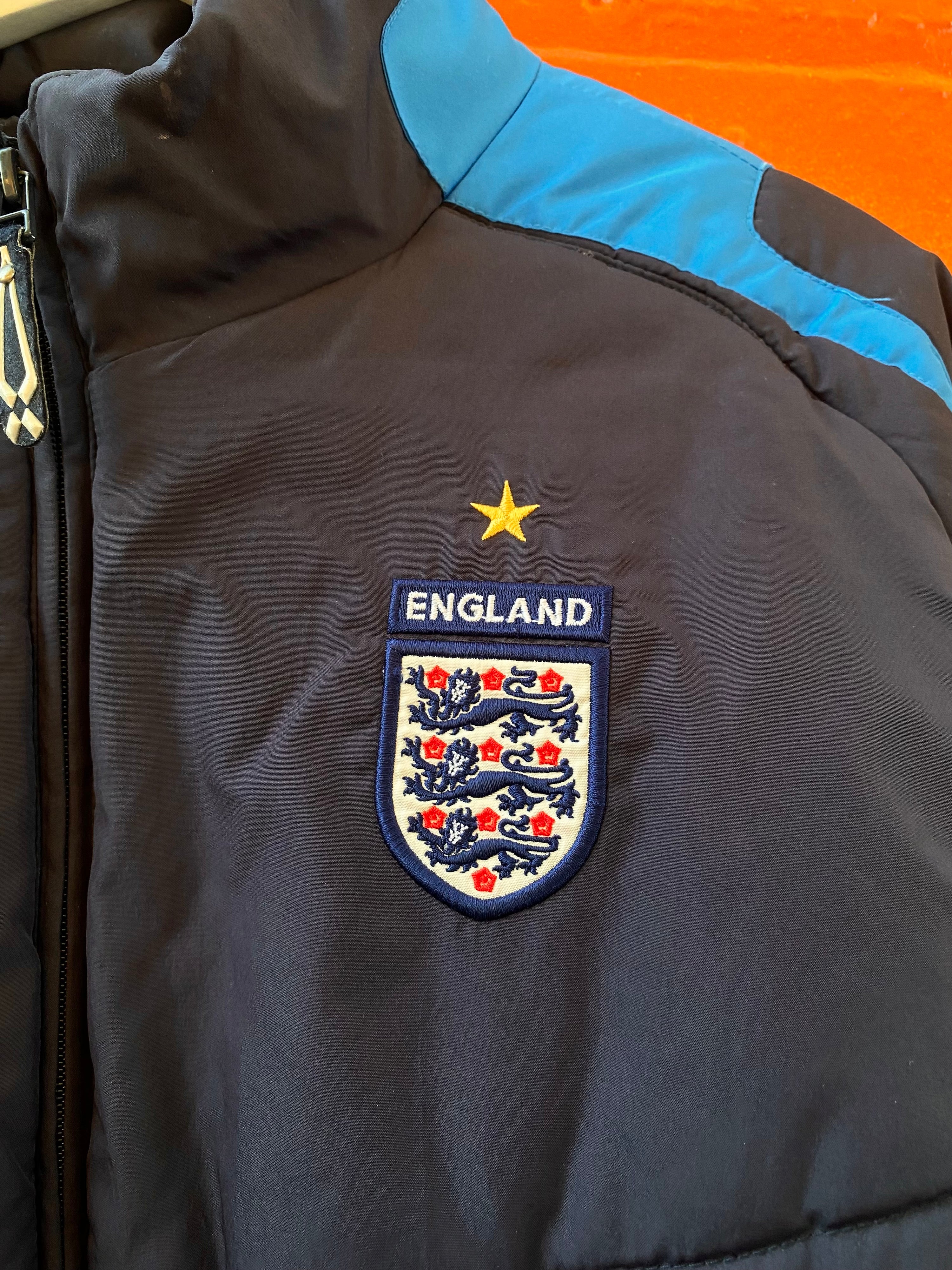 [M] Umbro x England Football Puffer Coat